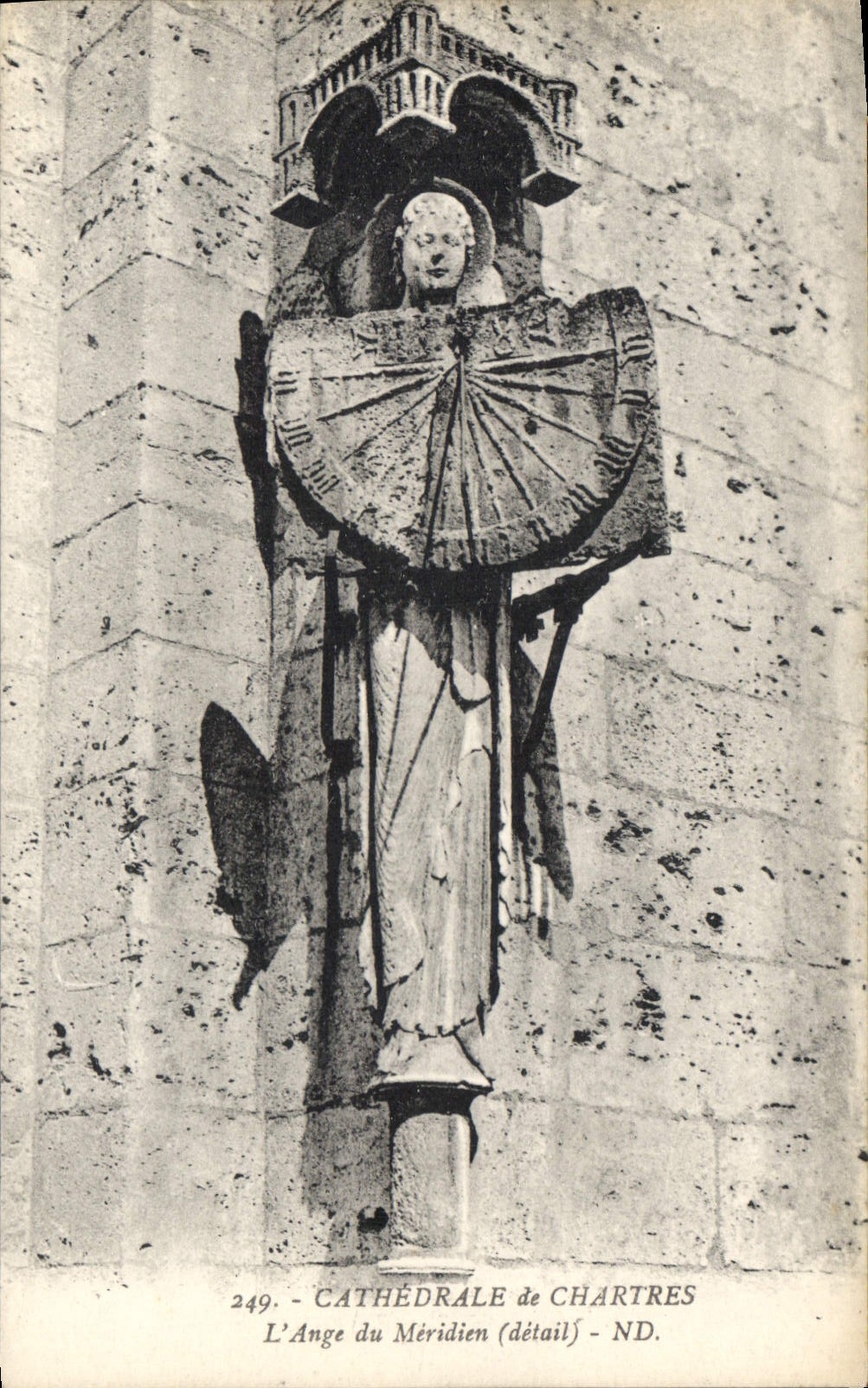 CPA Cathedrale de Chartres l'Ange du Meridien detail 