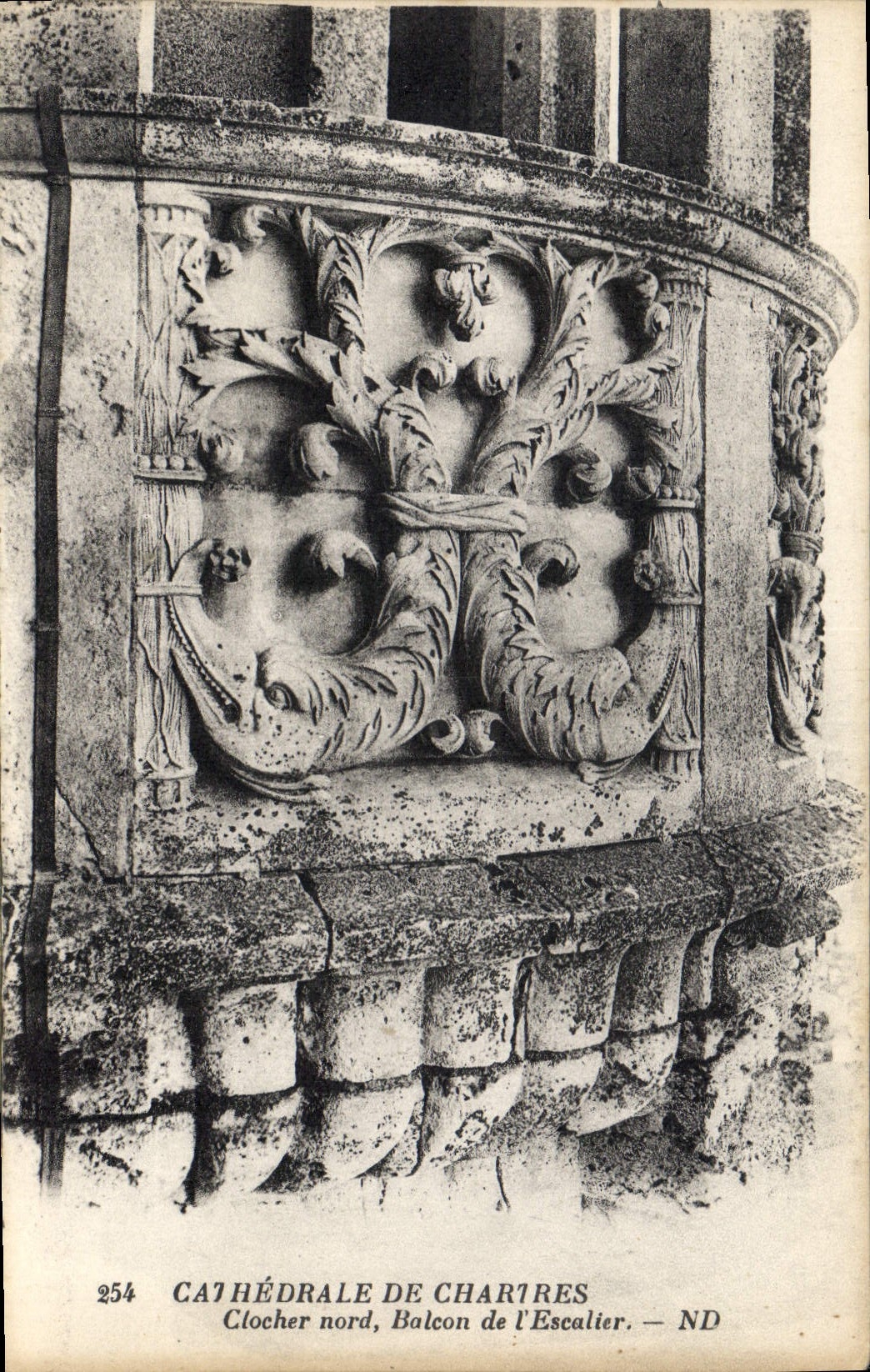 CPA Cathedrale de Chartres Clocher nord Balcon de l'Escalier