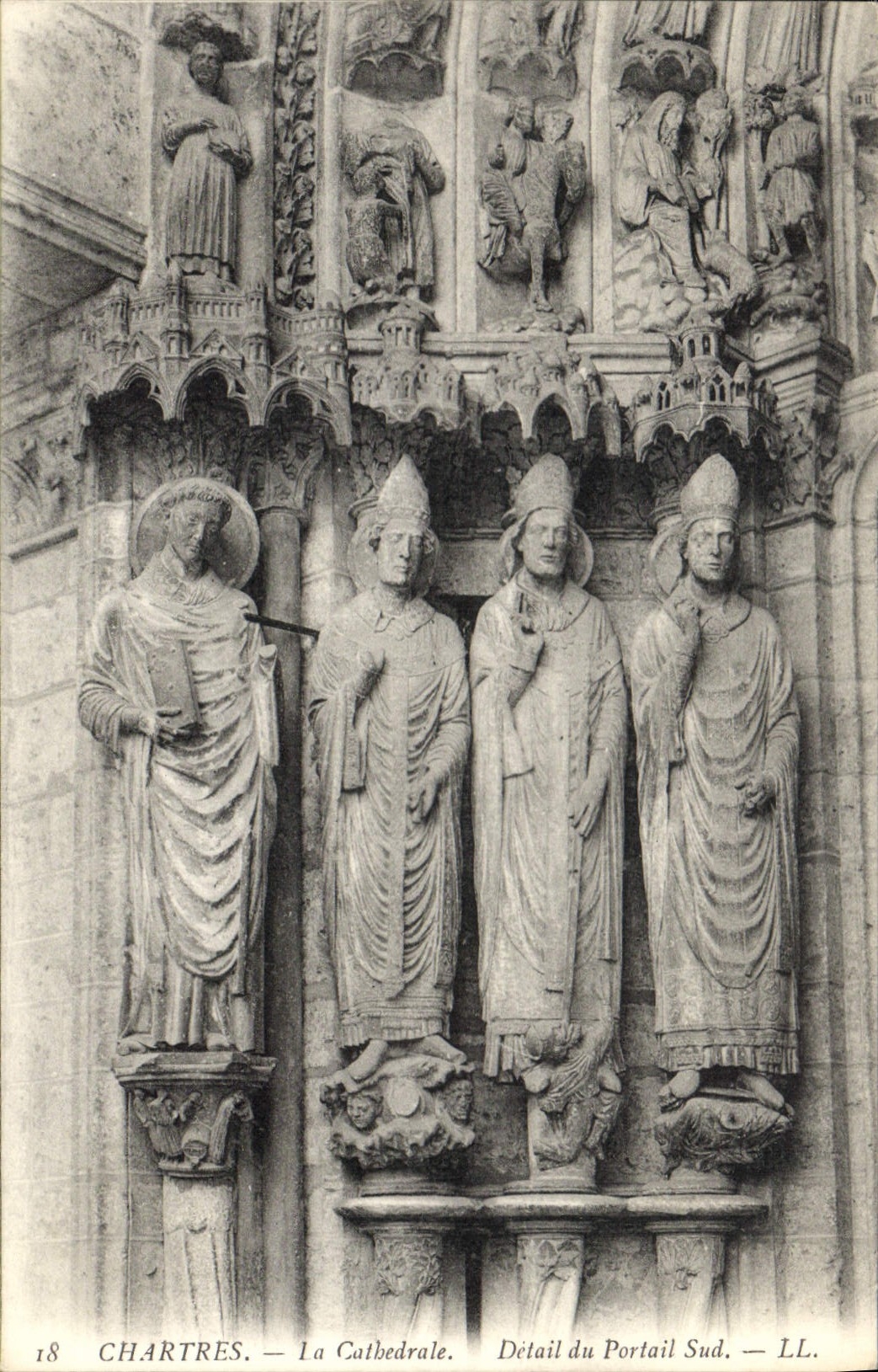 CPA Chartres la Cathedrale Detail du Portail Sud 