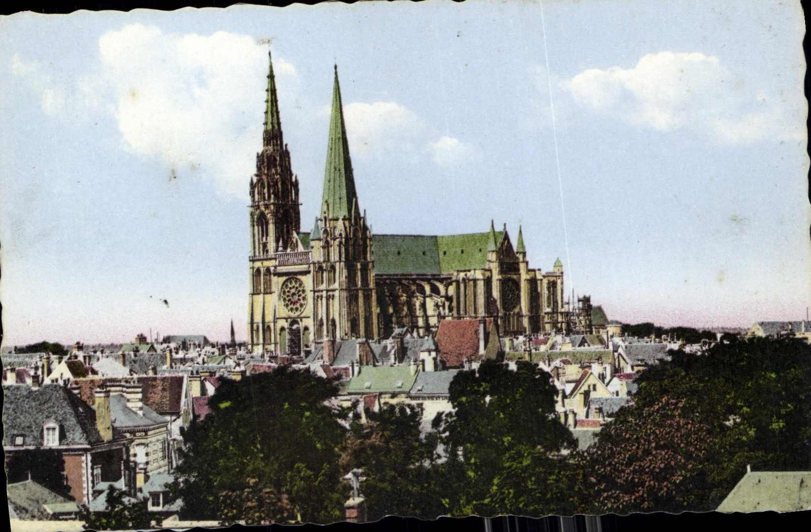 CPA Chartres Vue generale de la Cathedrale cote Sud