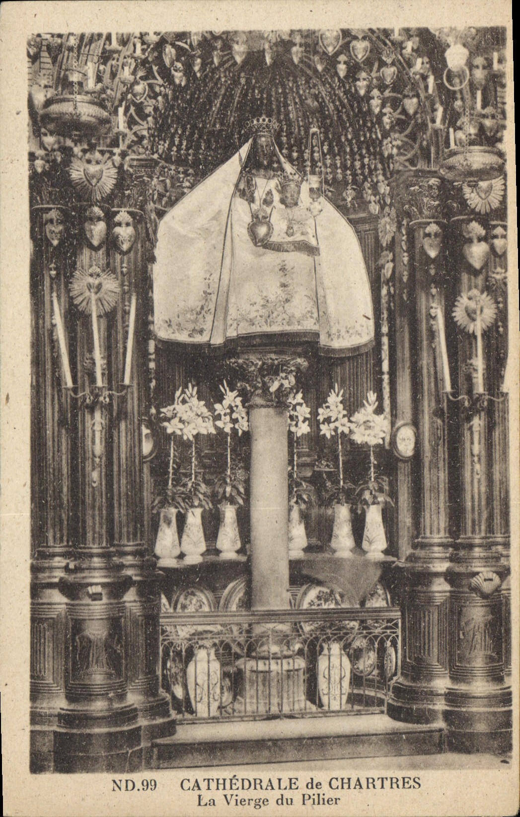 CPA Cathedrale de Chartres La Vierge du Pilier 