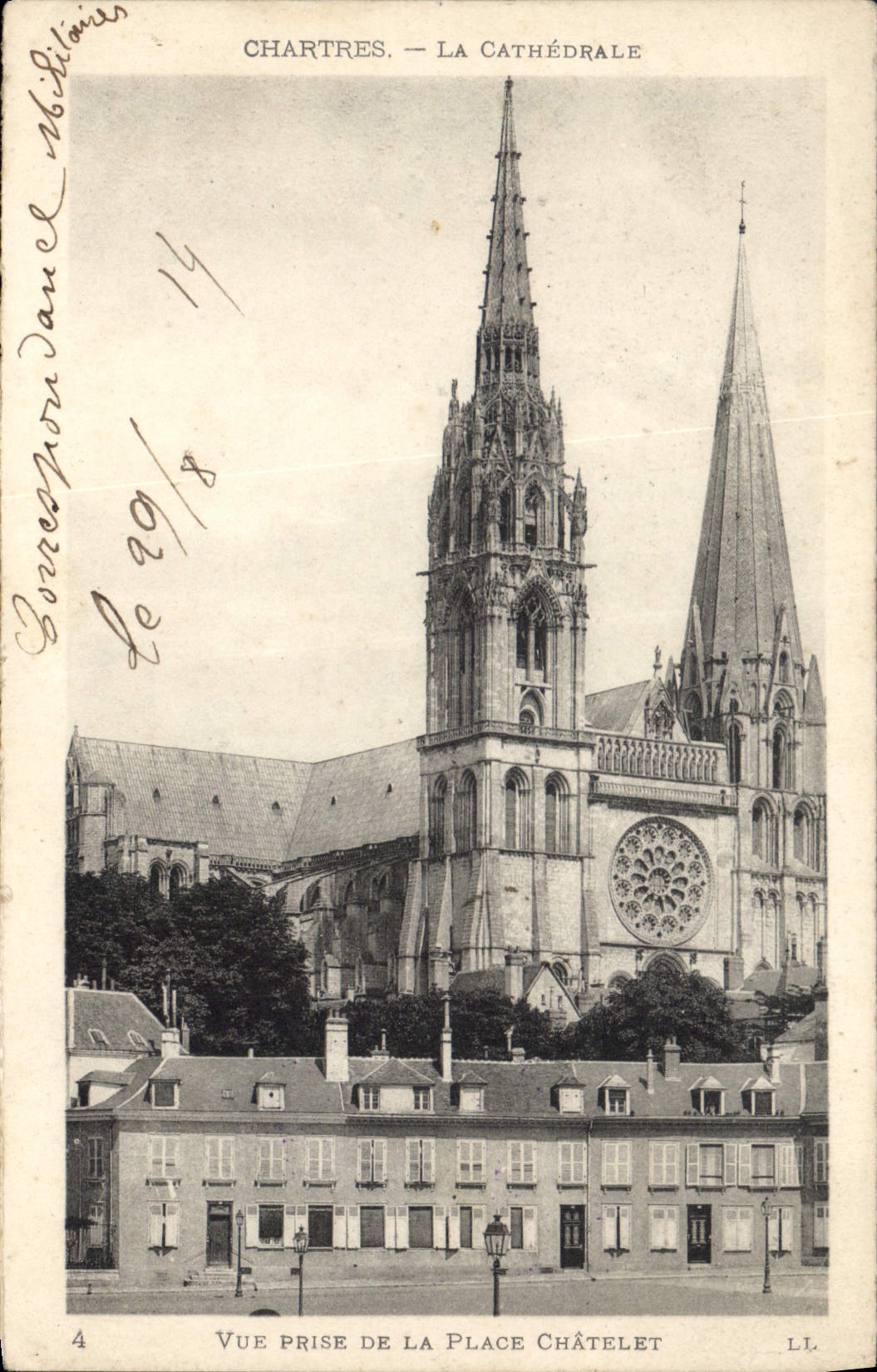 CPA Chartres La Cathedrale 