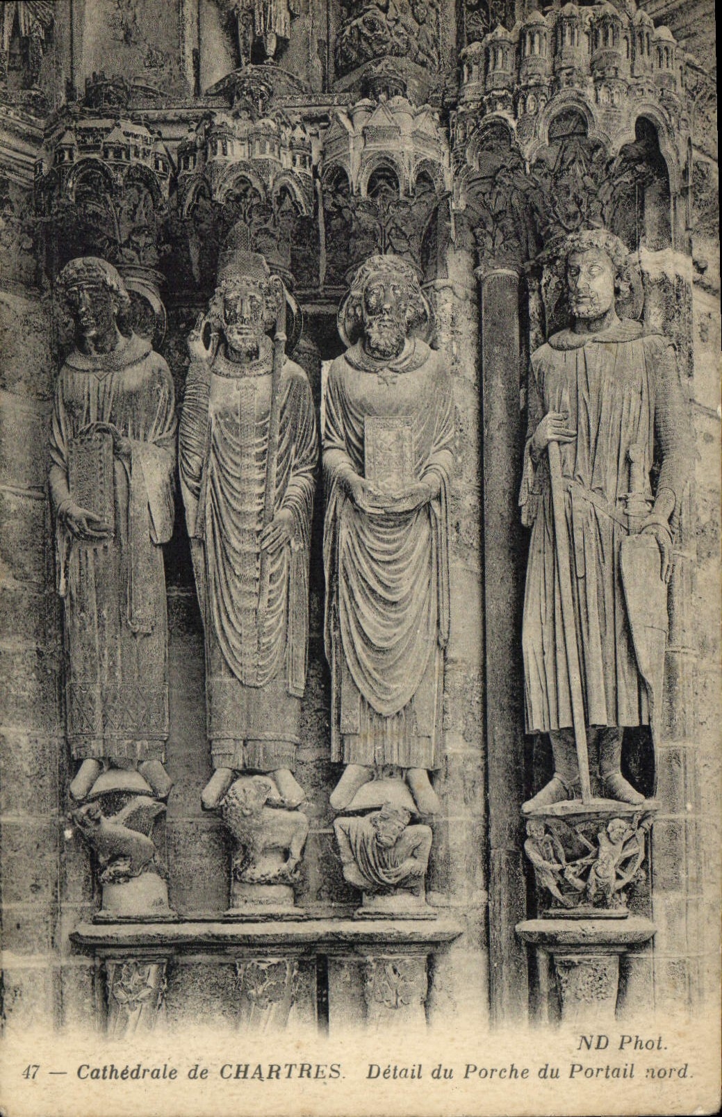 CPA Cathedrale de Chartres Detail du Porche du Portail nord