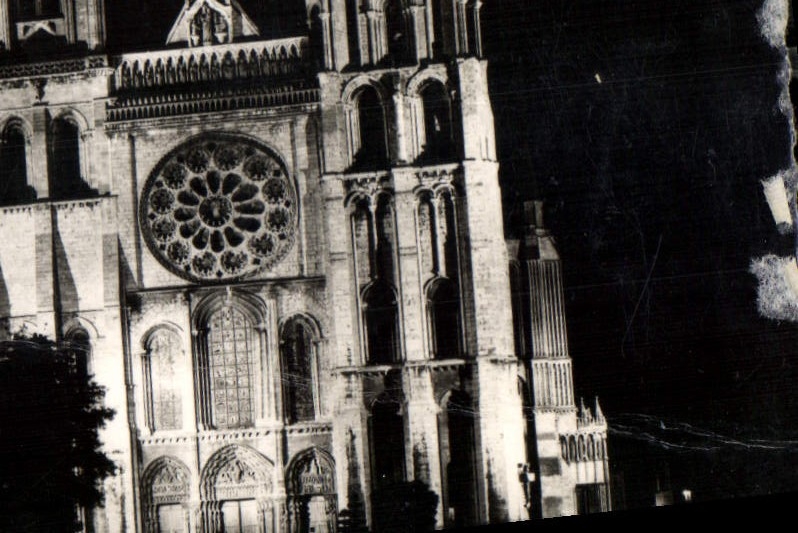 CPA Chartres E et L la Cathedrale illuminee