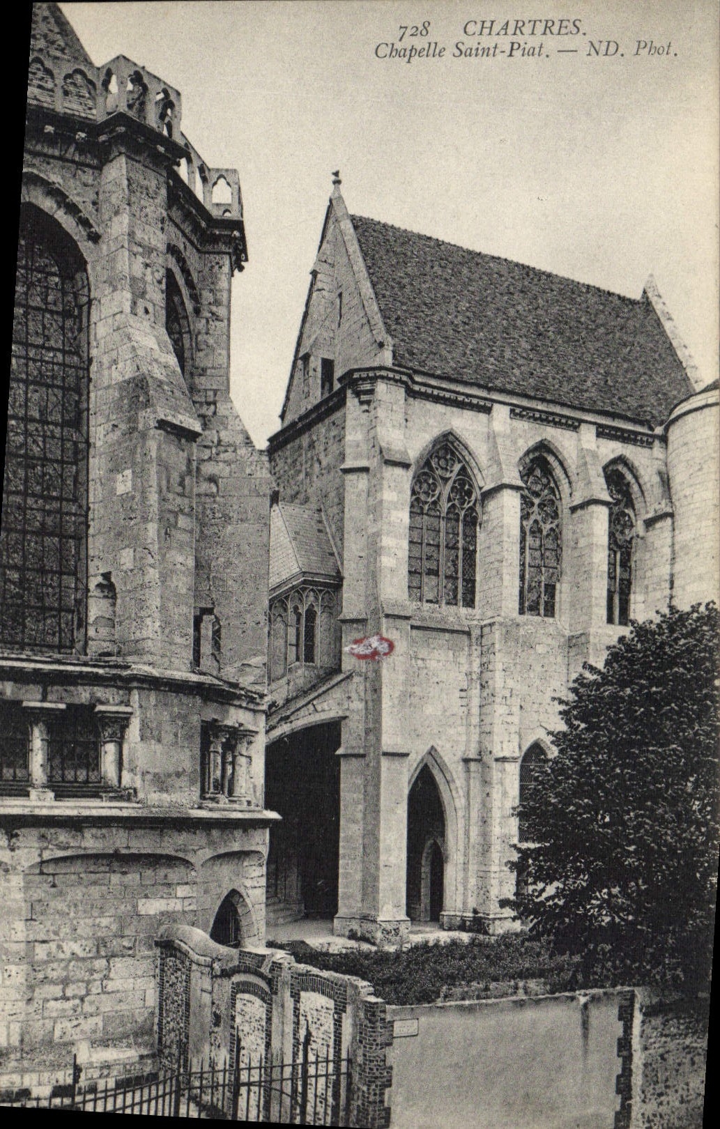 CPA Chartres Chapelle Saint Piat 