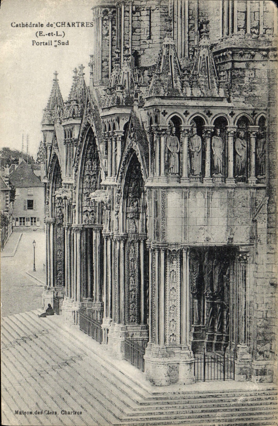 CPA Cathedrale de Chartres E et L Portail Sud