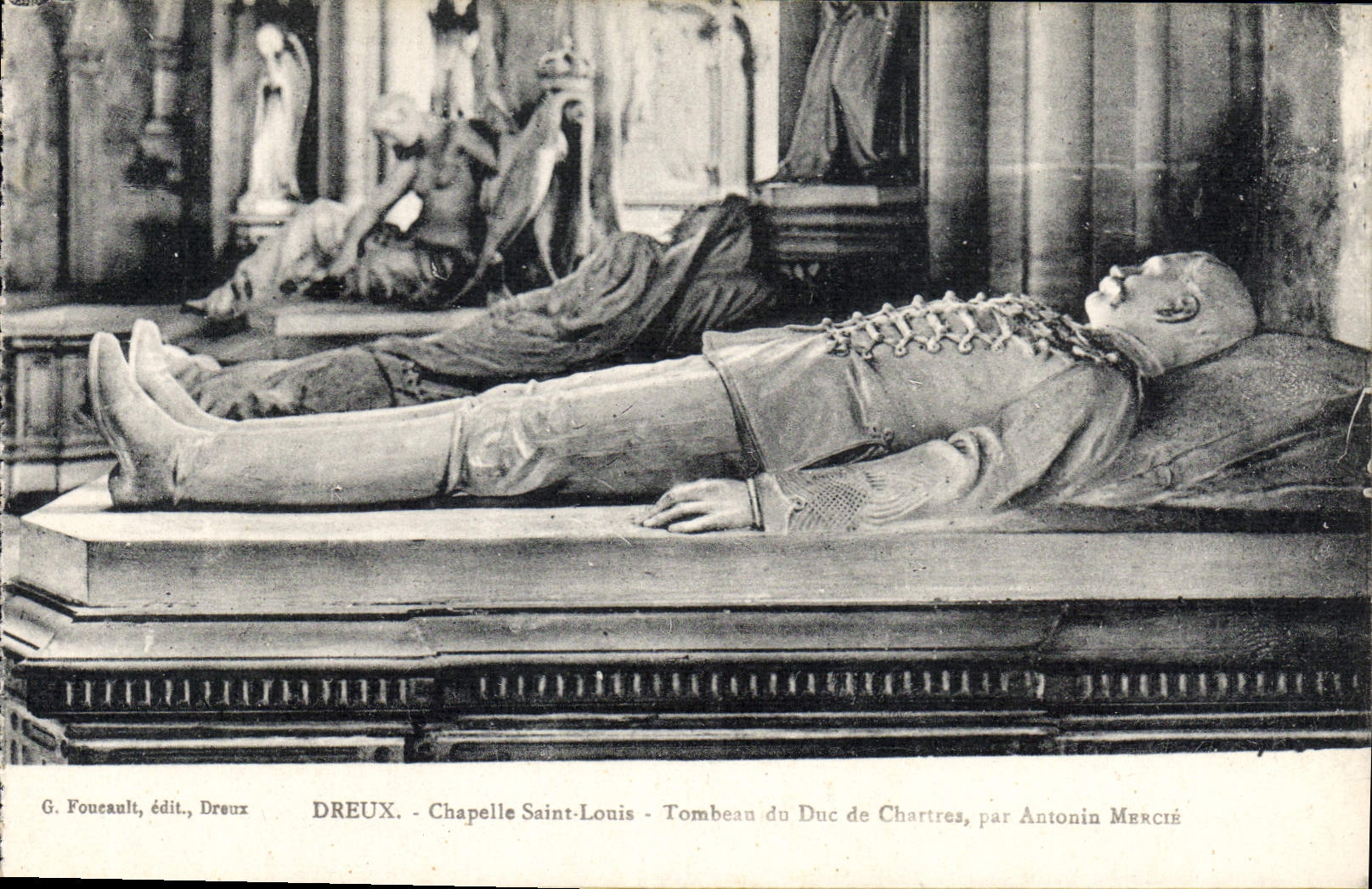 CPA Dreux Chapelle Saint Louis Tombeau du Duc de Chartres par Antonin Mercie 
