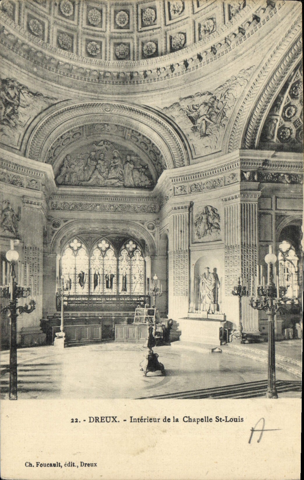 CPA Dreux Interieur de la Chapelle St Louis 