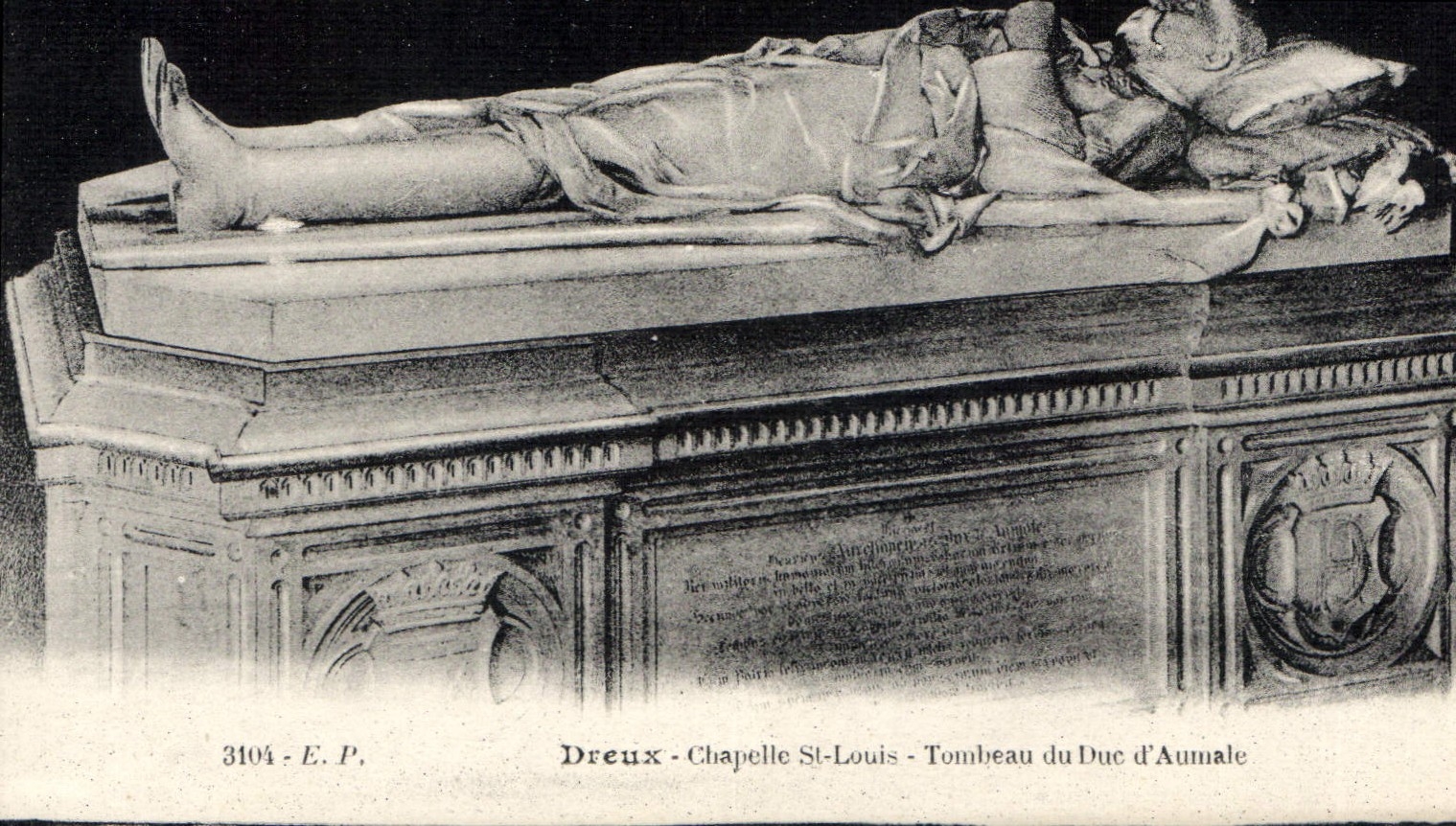 CPA Dreux Chapelle St Louis Tombeau du Duc d'Aumale 