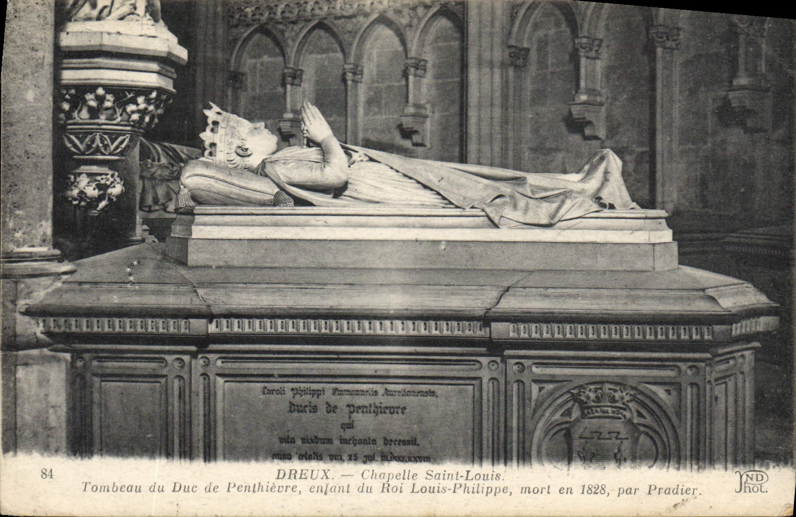 CPA Dreux Chapelle Saint Louis 