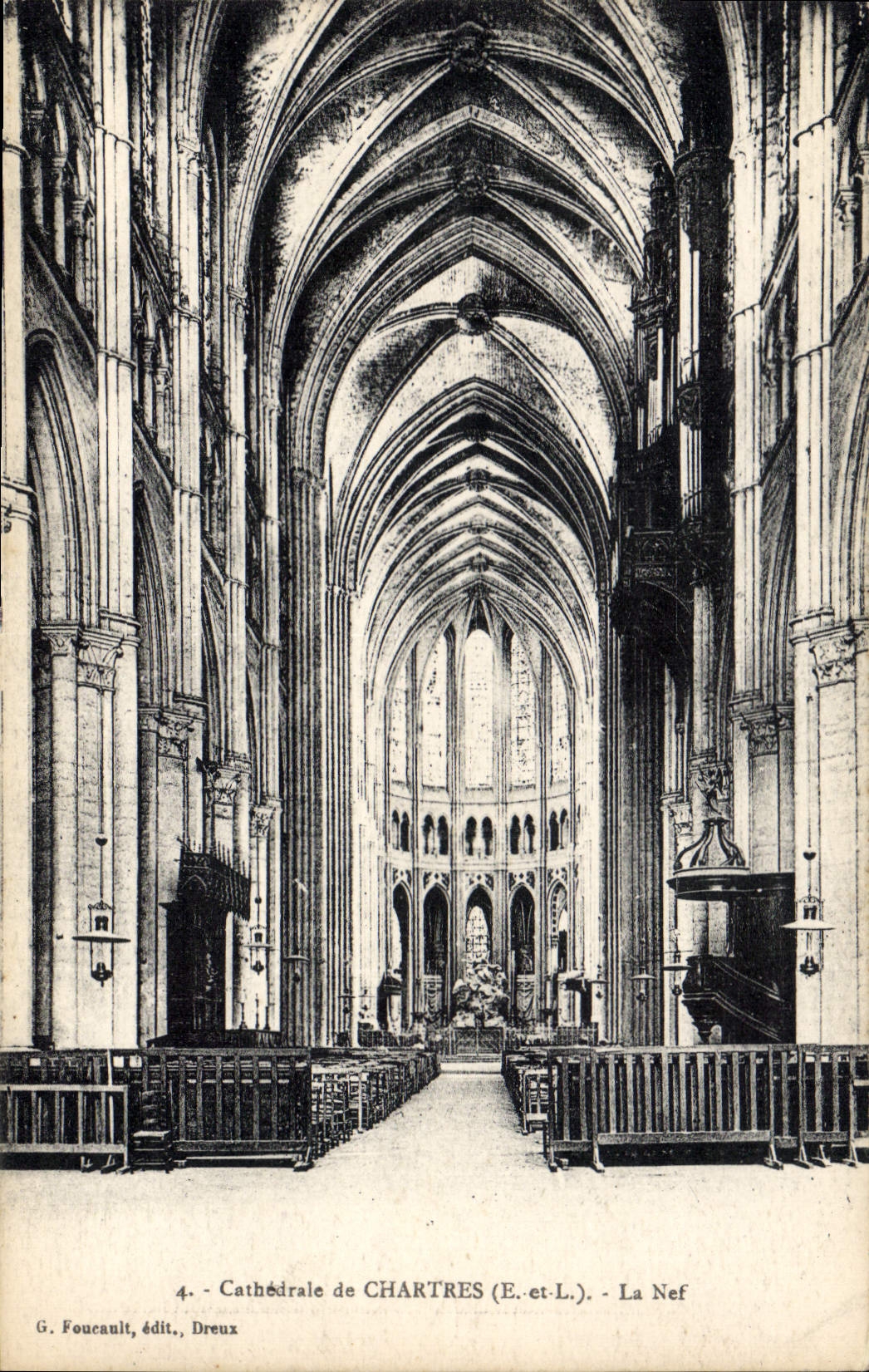 CPA Cathedrale de Chartres E et L La Nef 
