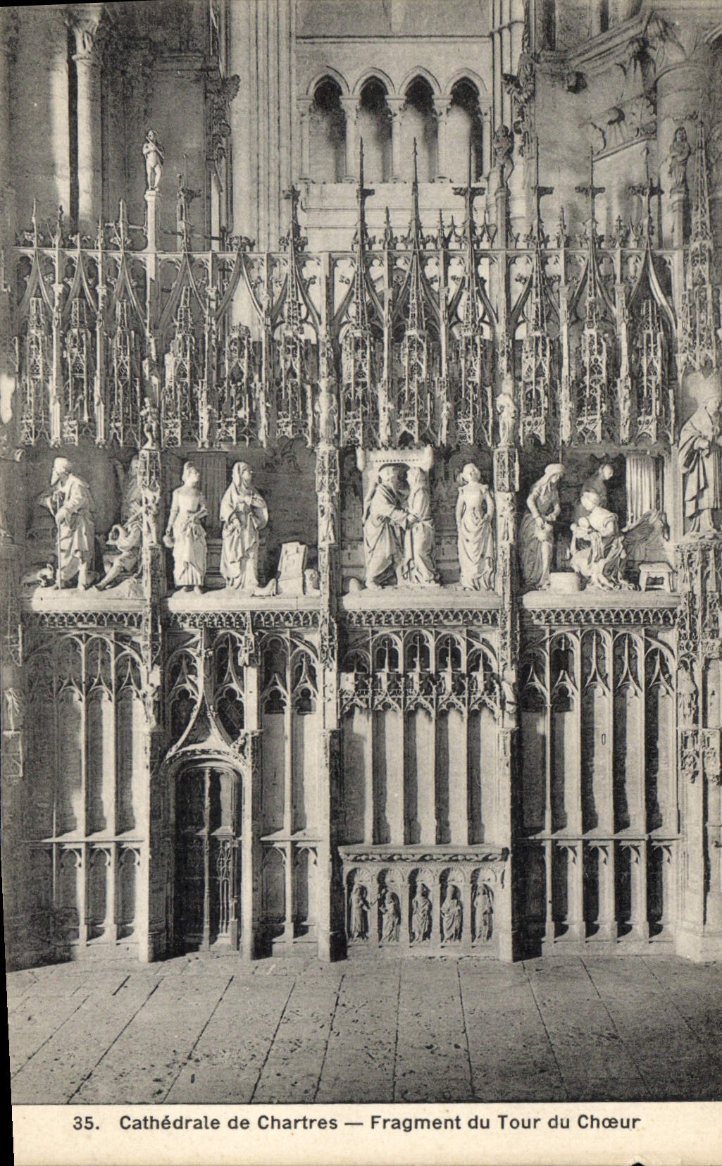 CPA Cathedrale de Chartres Fragment du Tour du Choeur 