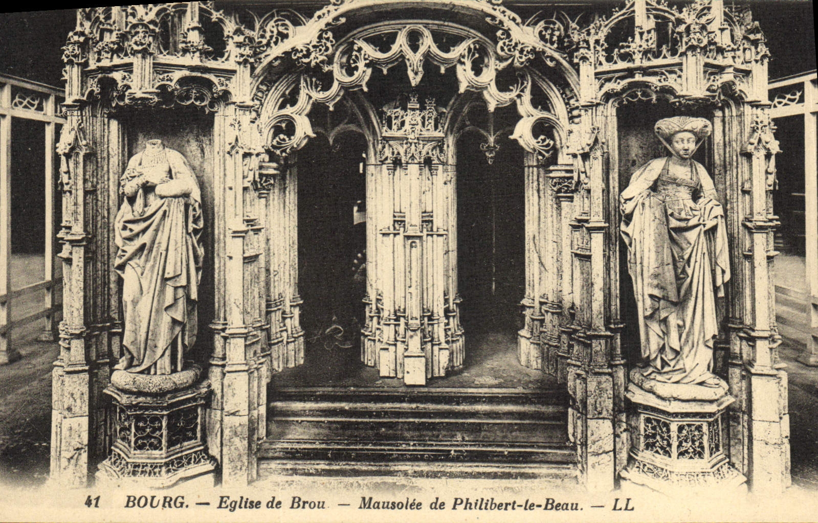 CPA Bourg Eglise de Brou Mausolee de Philibert le Beau