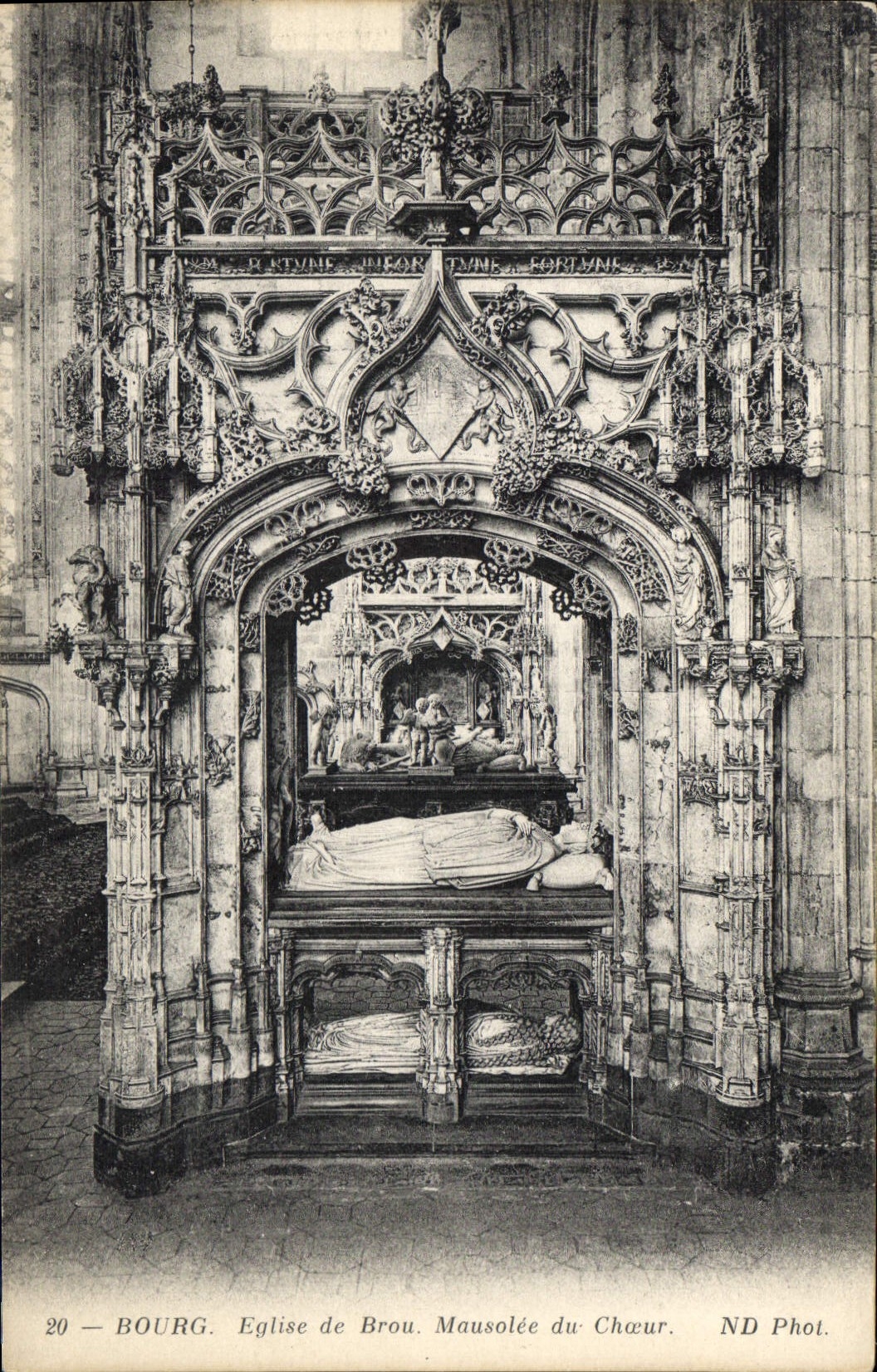CPA Bourg Eglise de Brou Mausolee du Choeur