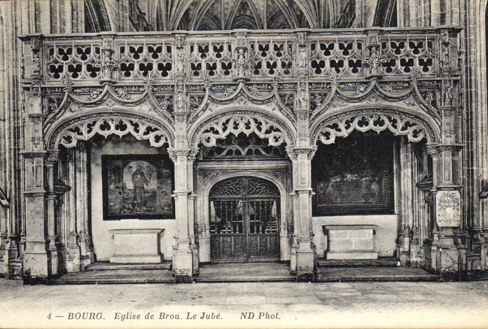 CPA Bourg Eglise de Brou le Jube 
