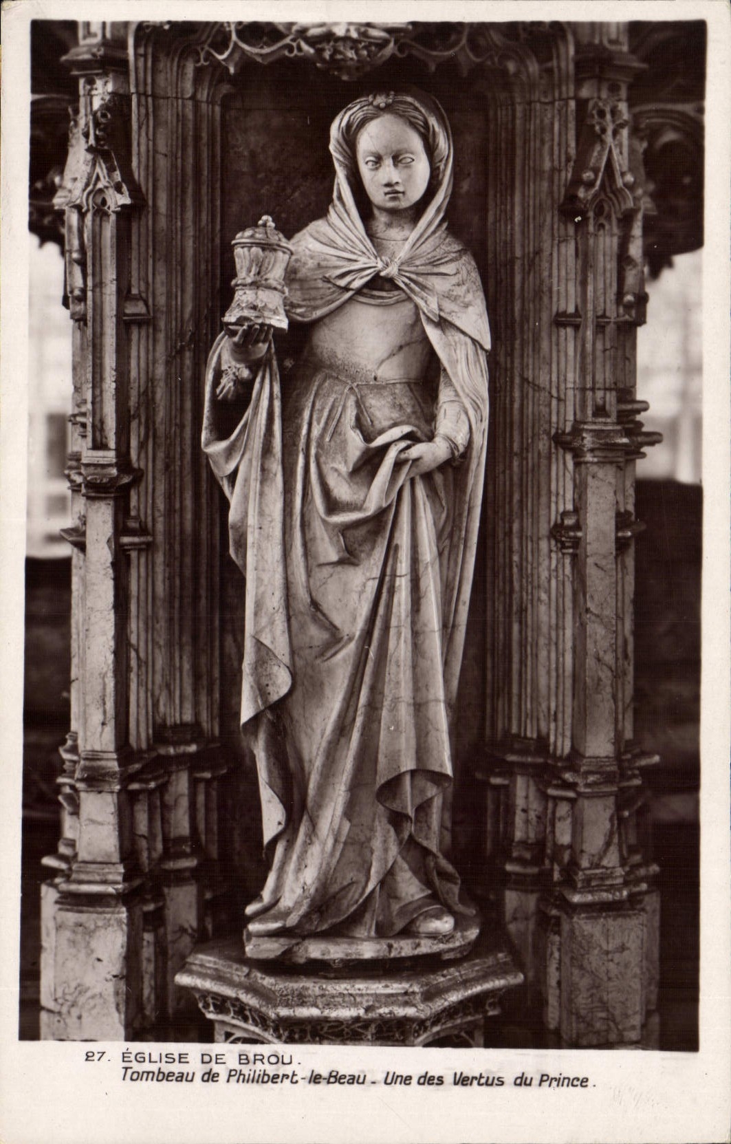 CPA Eglise de Brou Tombeau de Philibert le Beau une des Vertus du Prince 