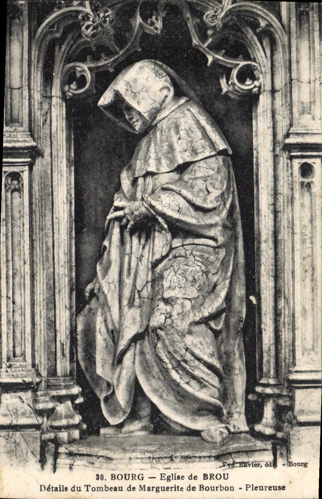 CPA Bourg Eglise de Brou Details du Tombeau de Marguerite de Bourbon Pleureuse 