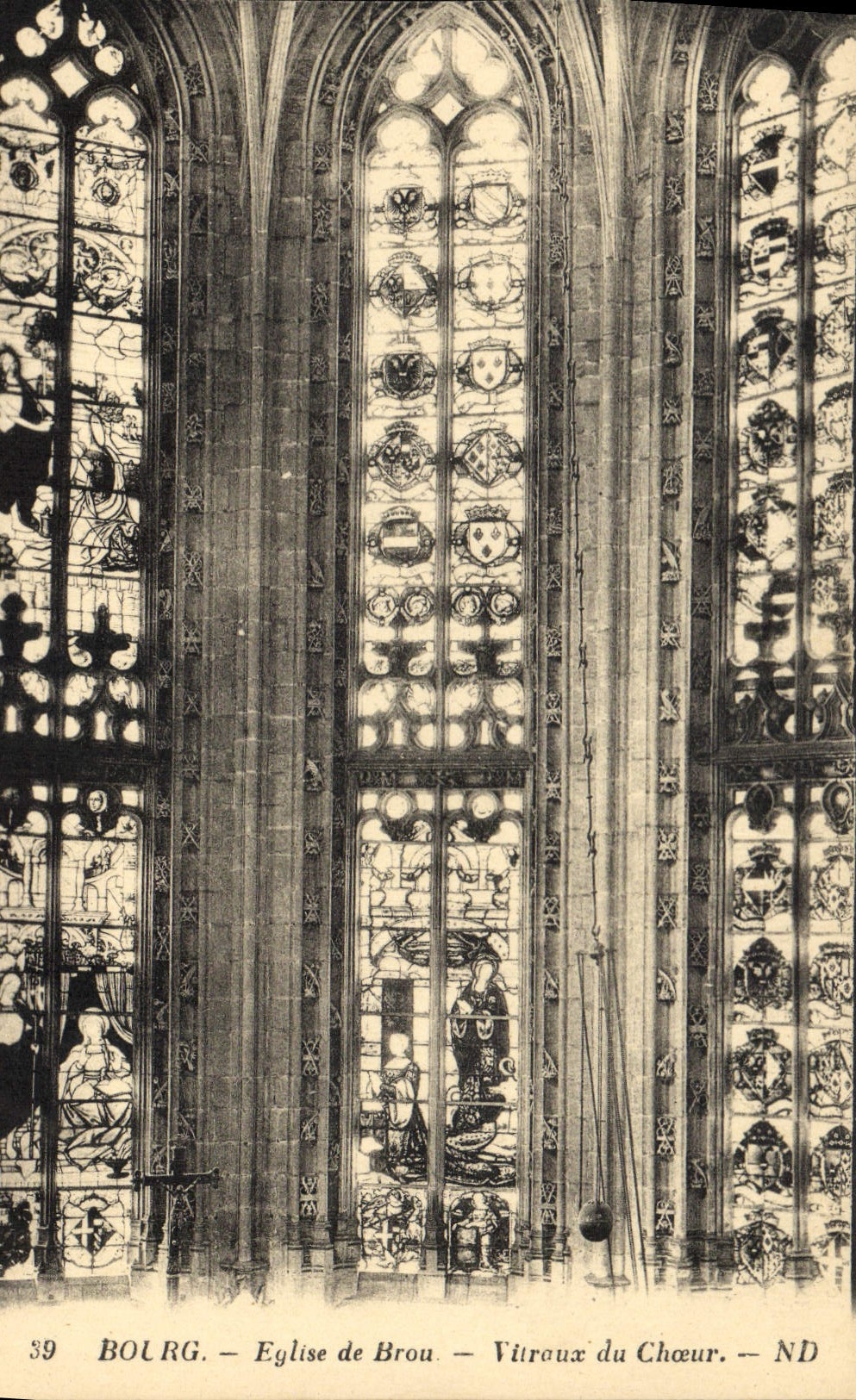 CPA Bourg Eglise de Brou Vitraux du Choeur