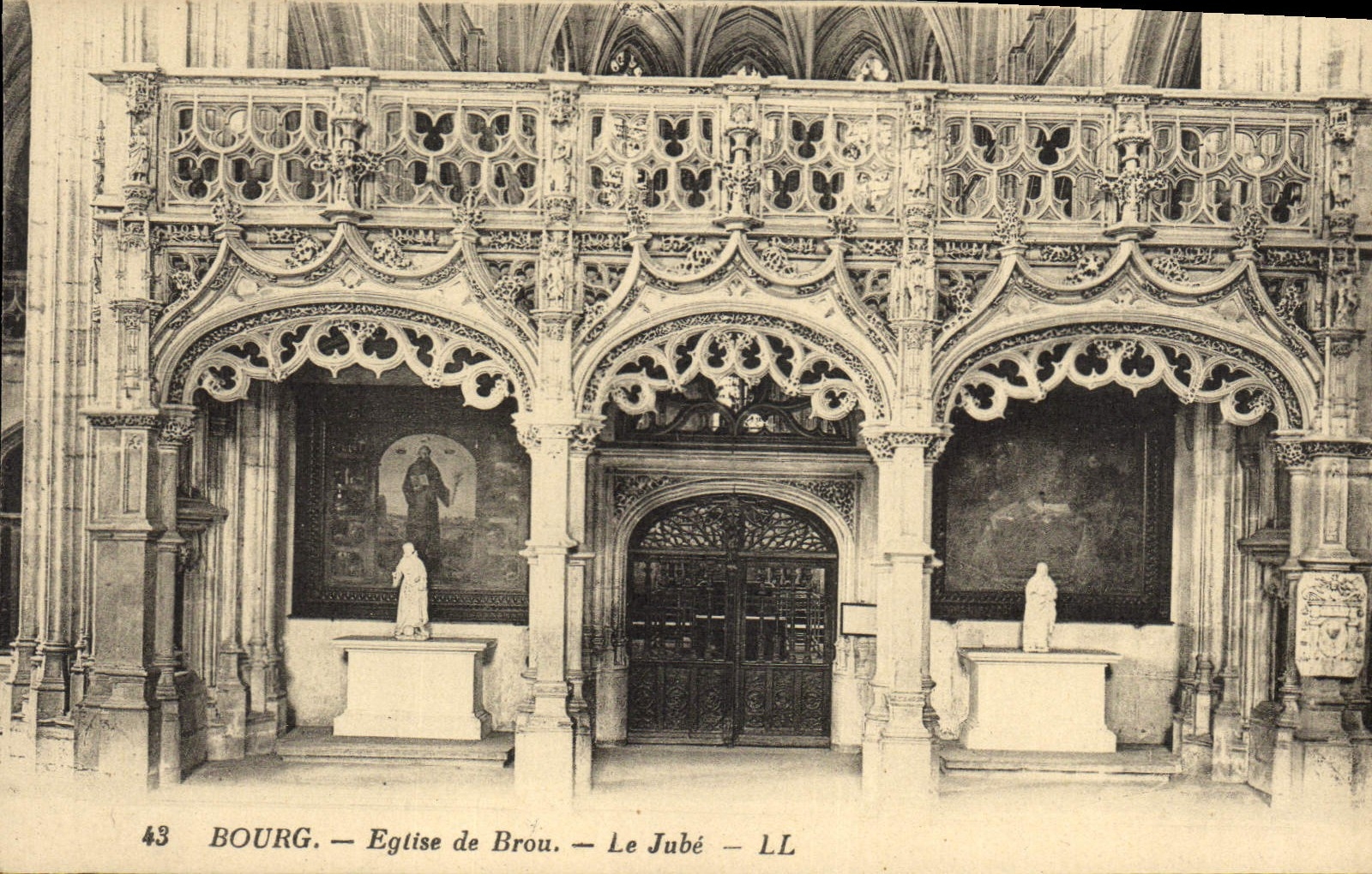 CPA Bourg Eglise de Brou Le Jube