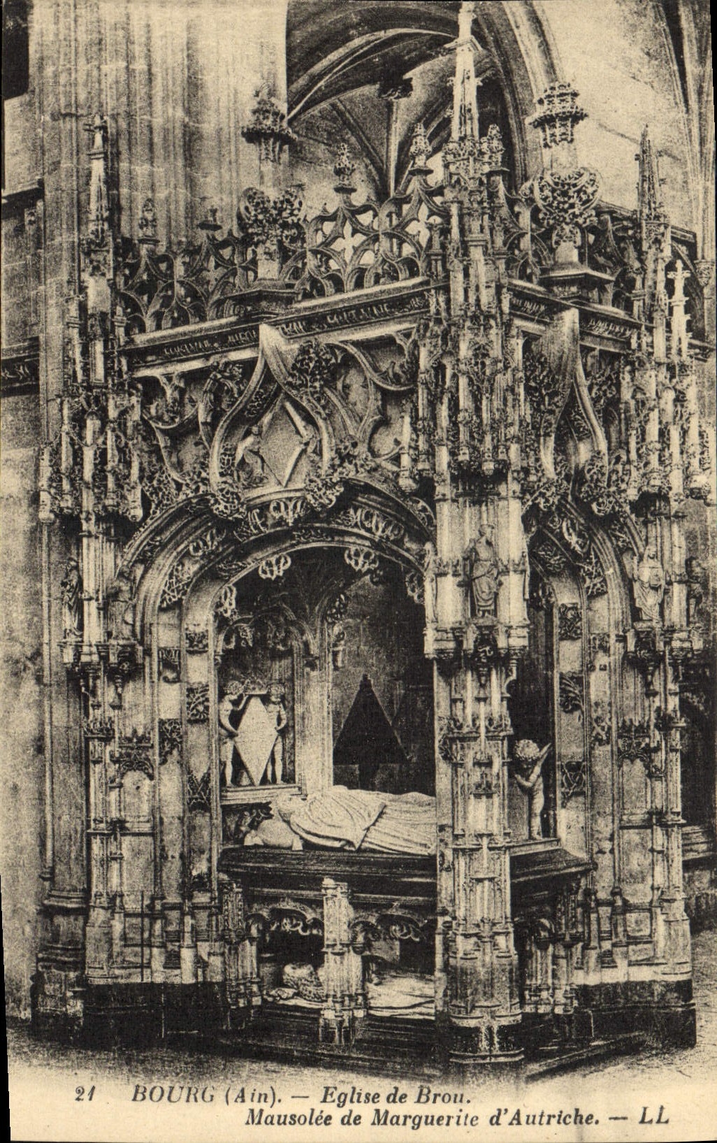 CPA Bourg Ain Eglise de Brou Mausolee de Marguerite d'Autriche 