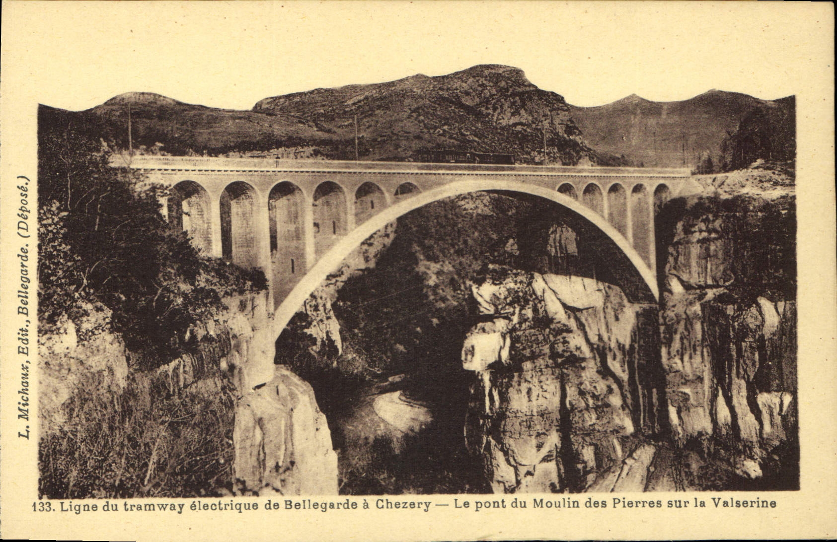 CPA Ligne du tramway electrique de Bellegarde a Chezery Le Pont du Moulin des Pierres sur la Valsein