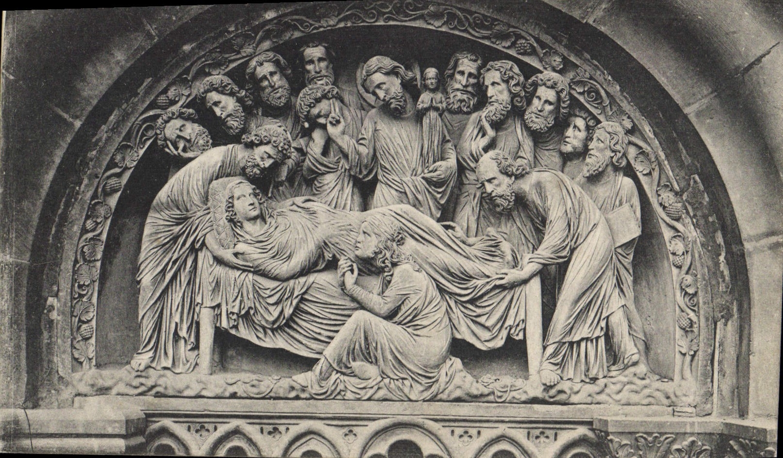 CPA Strasbourg Tympan du Portail du Transept Sud La Mort de la Vierge 
