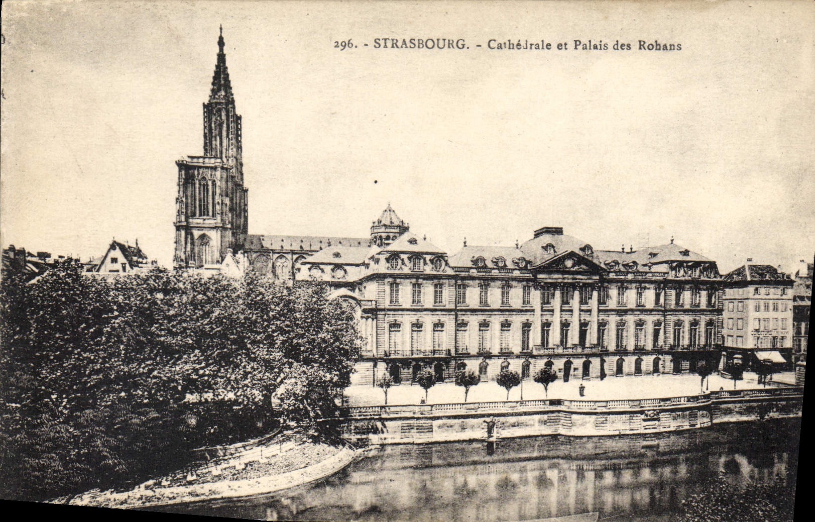 CPA Strasbourg Cathedrale et Palais des Rohans