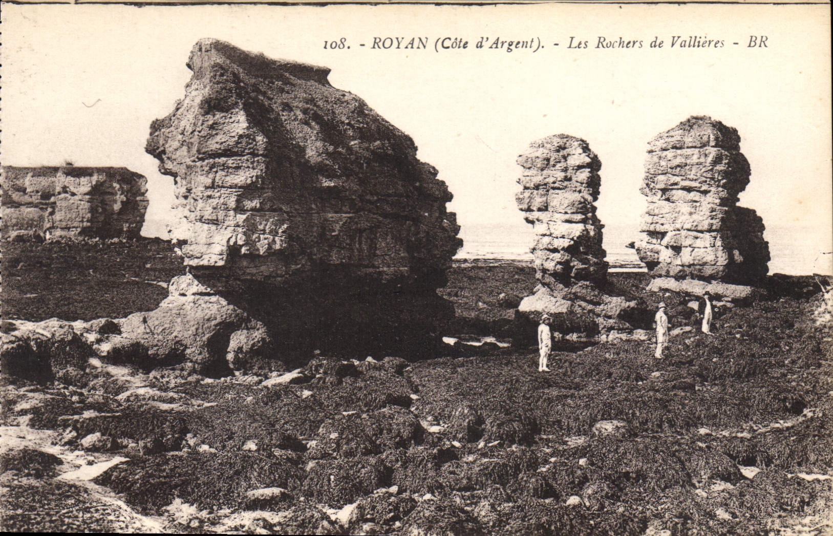 CPA Royan Cote d'Argent Les Rochers de Vallieres 