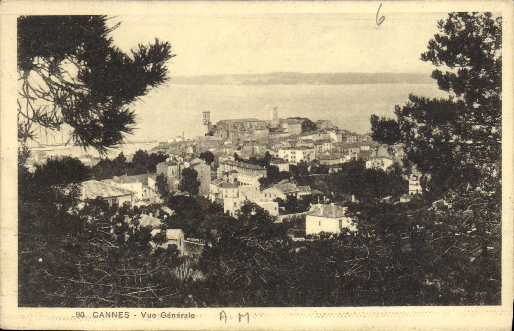 CPA Cannes Vue generale 