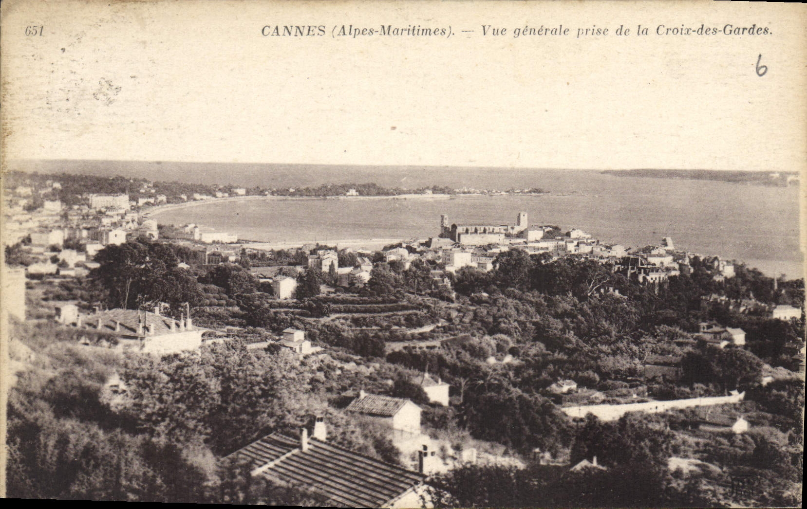 CPA Cannes Alpes Maritimes vue generale prise de la Croix des Gardes 