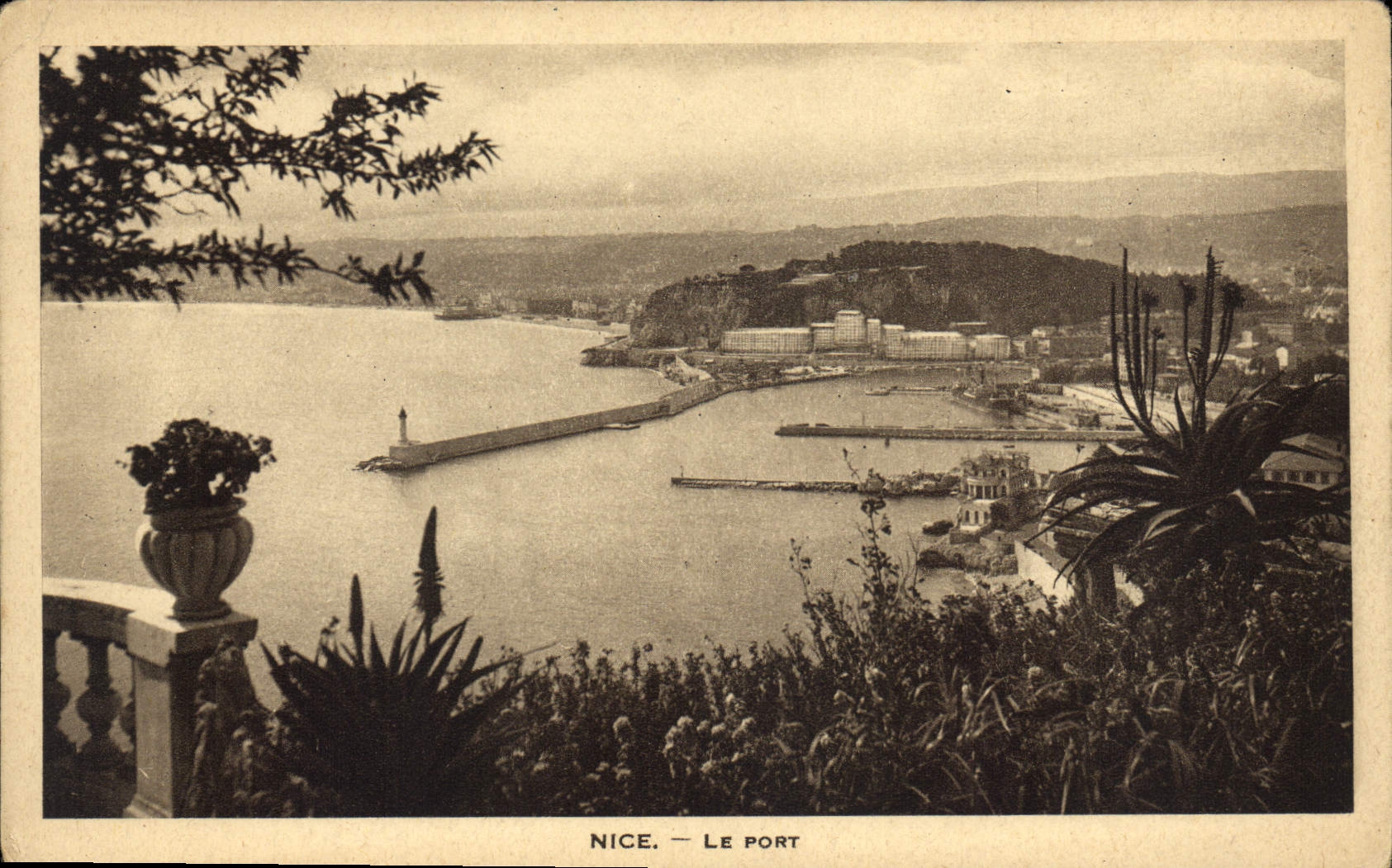 CPA Nice Le Port 