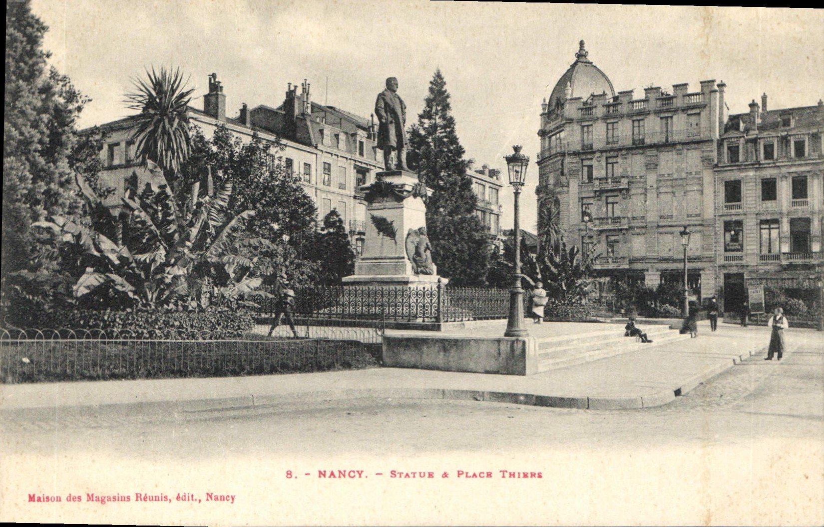 CPA Nancy Statue et Place Thiers 