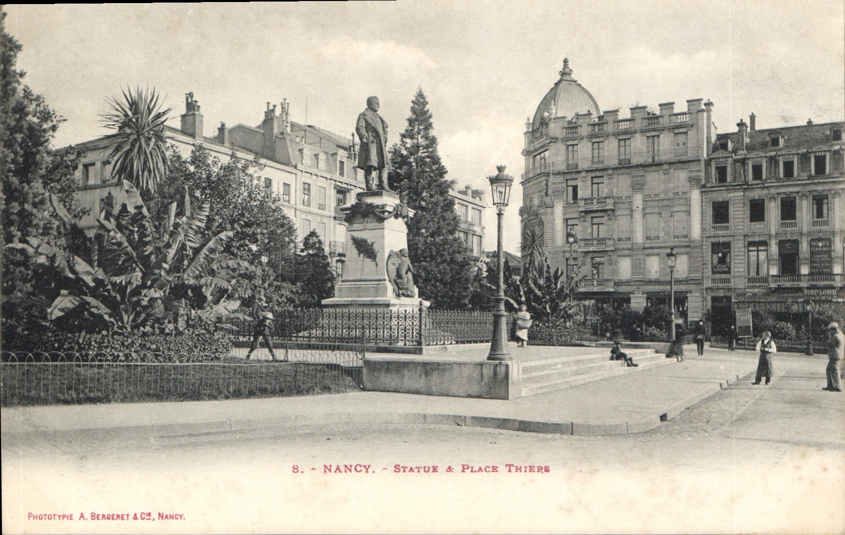 CPA Nancy Statue et Place Thiers 