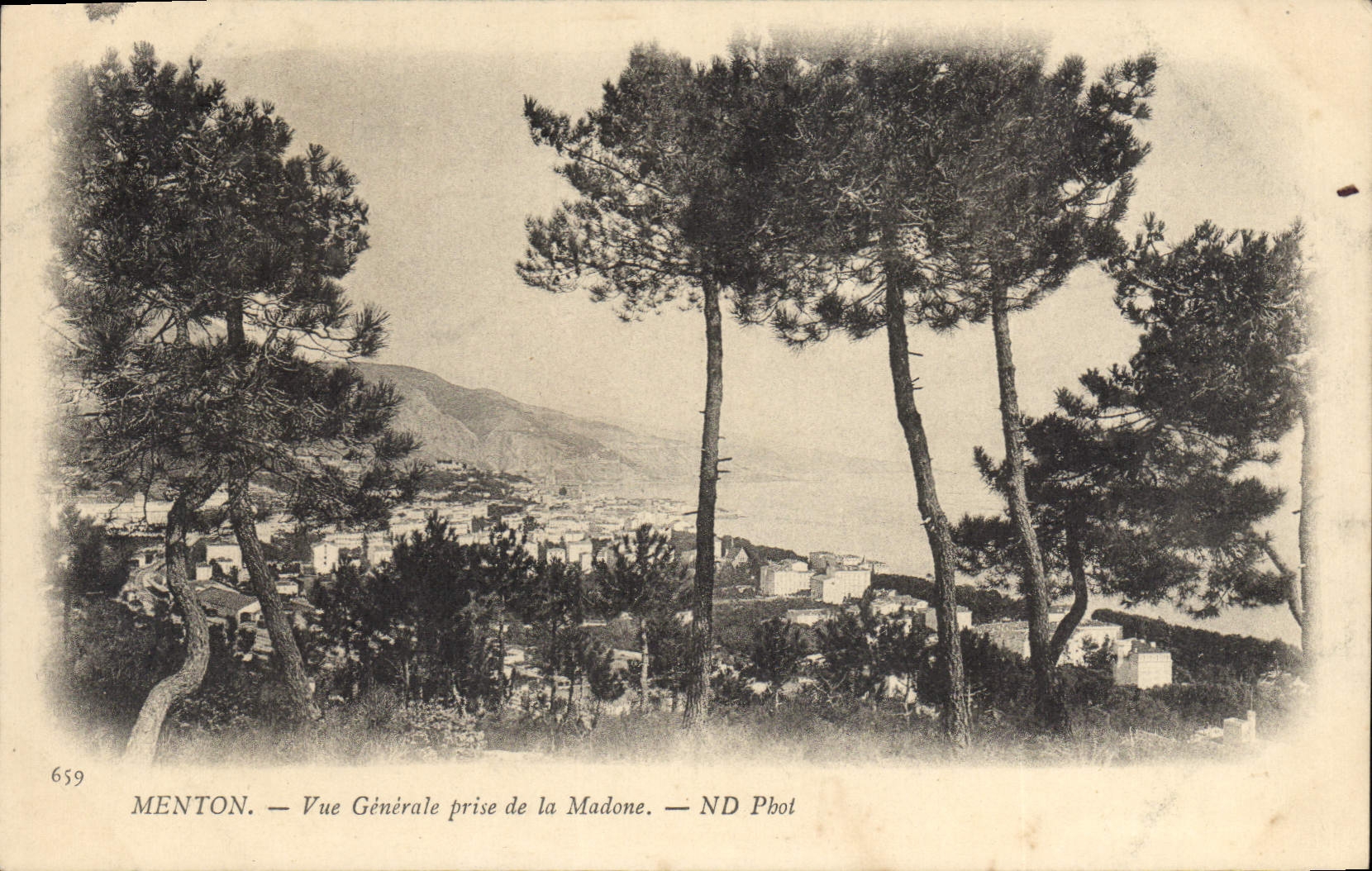 CPA Menton Vue generale de la Madone 