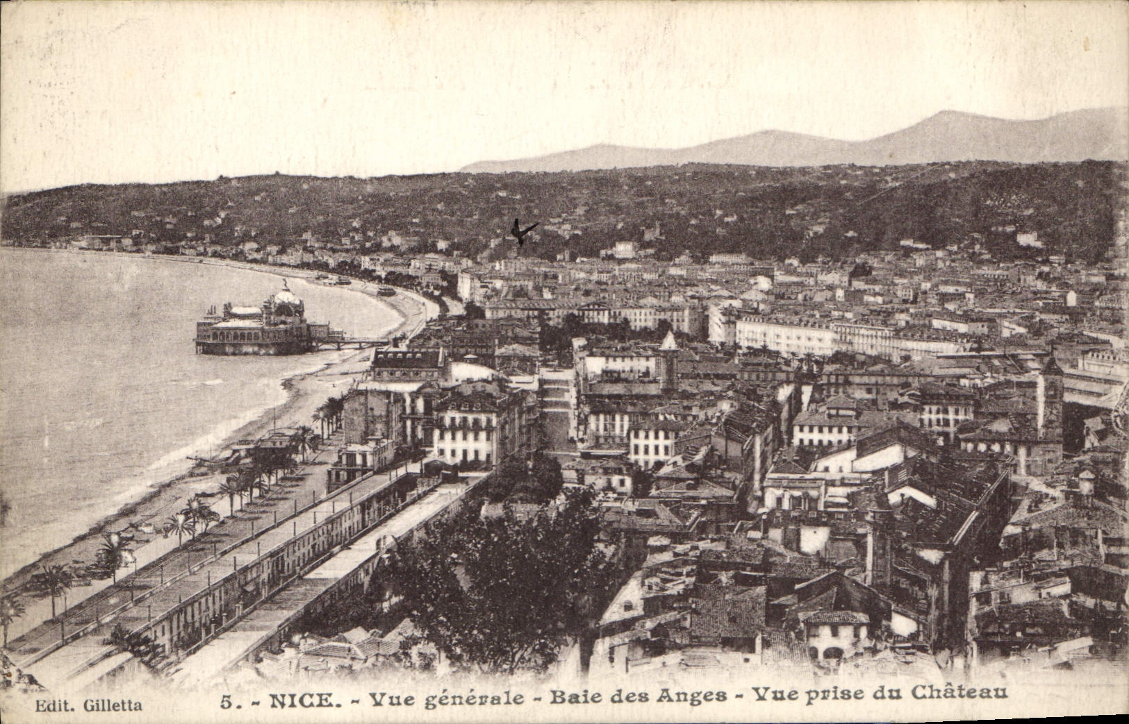 CPA Nice Vue generale Baie des Anges vue prise du Chateau 