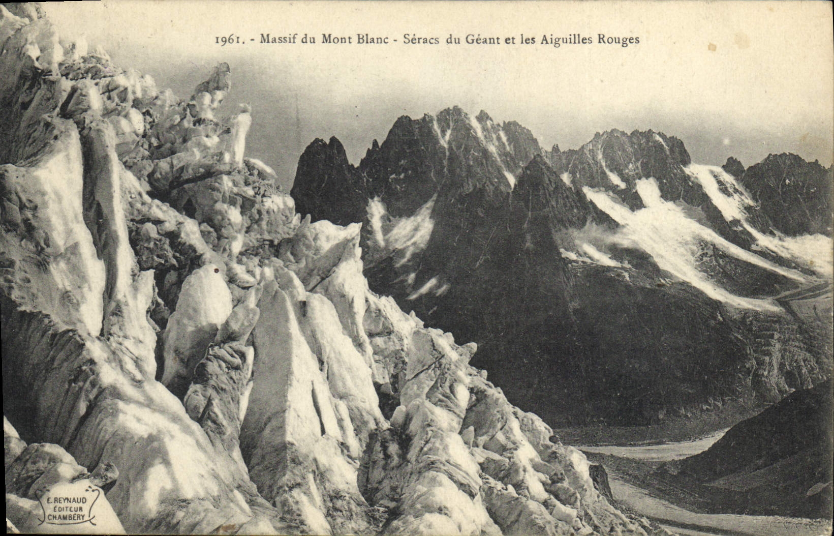 CPA Massif du Mont Blanc Seracs du Geant et les Aiguilles Rouges 