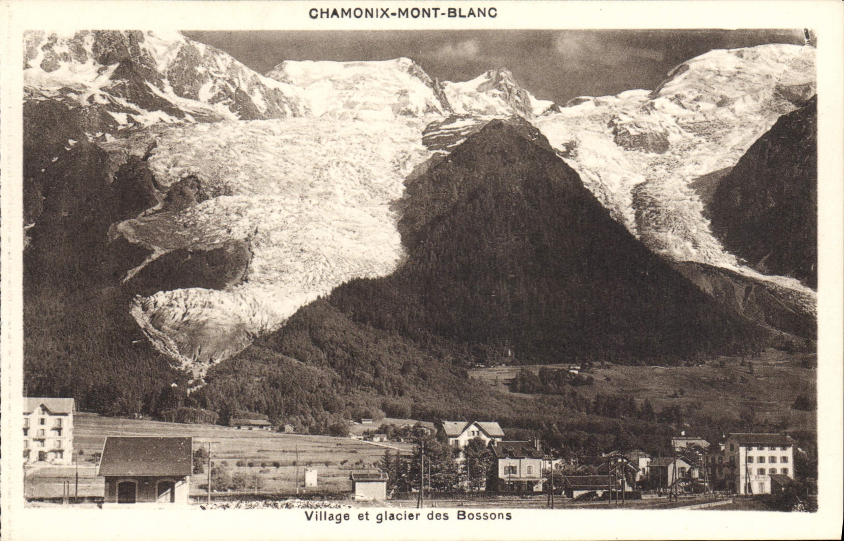 CPA Chamonix Mont Blanc Village et Glacier des Bossons 