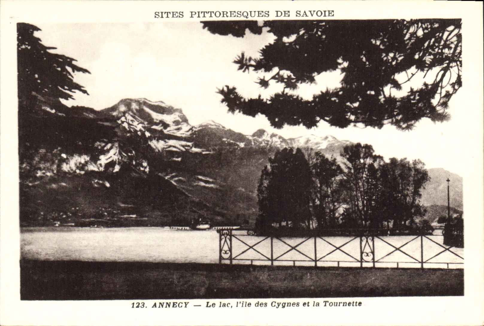 CPA Sites Pittoresque de Savoie Annecy le Lac l'Ile des Cygnes et la Tournette
