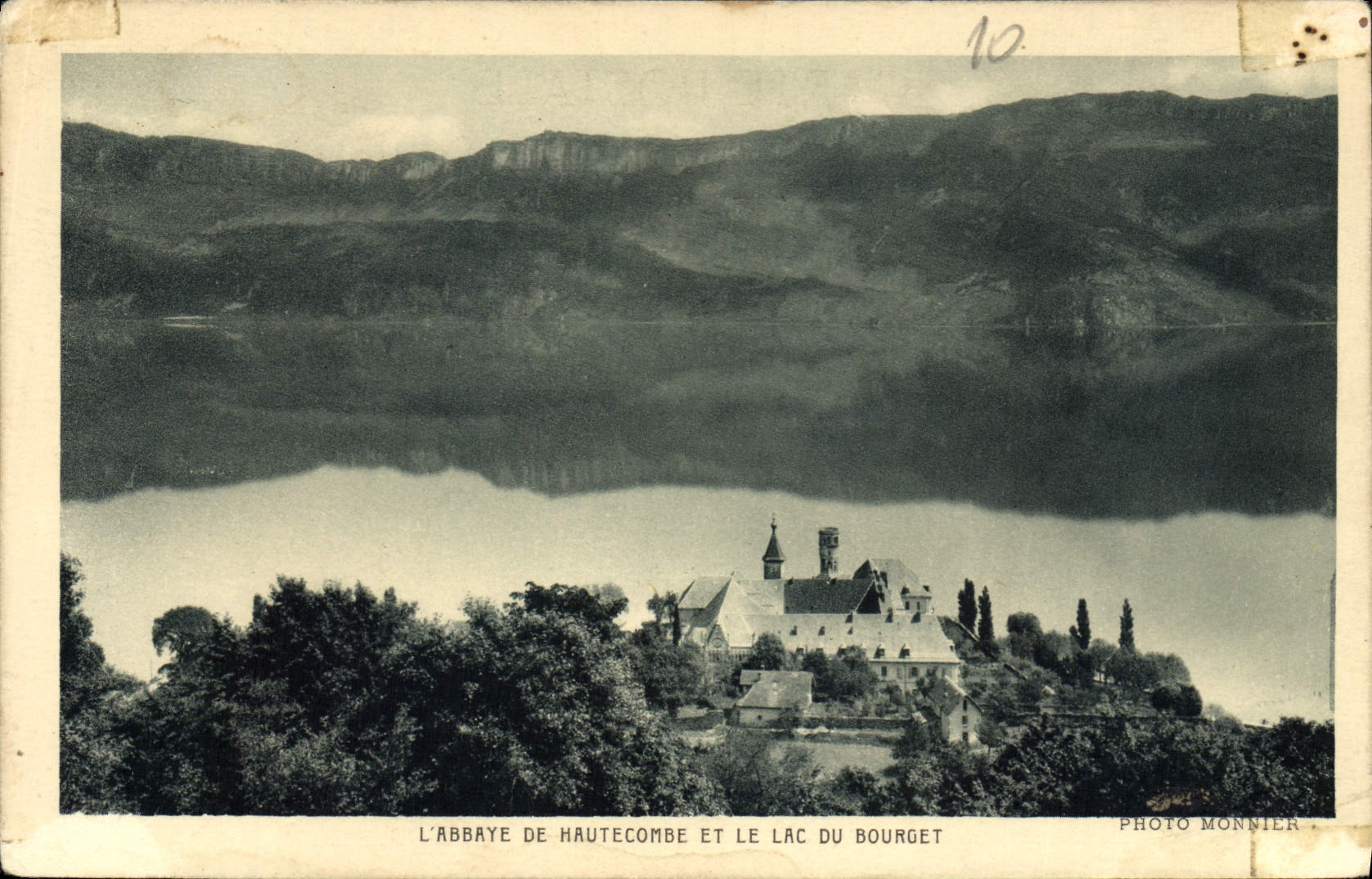 CPA L'Abbaye de Hautecombe et le Lac du Bourget 