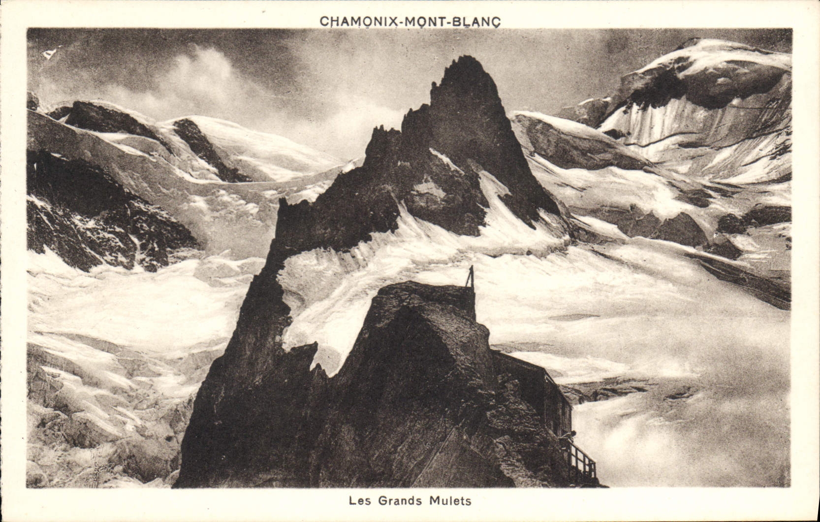 CPA Chamonix Mont Blanc les Grands Mulets 