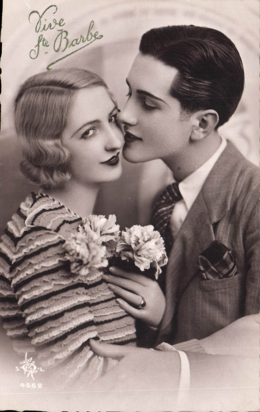 CPA Vive Ste Barbe Femme