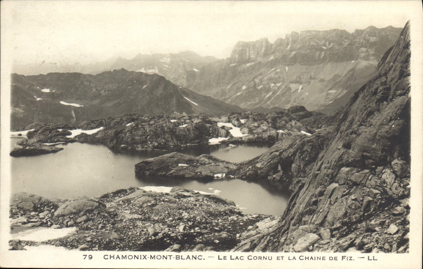 CPA Chamonix Mont Blanc le Lac Cornu et la Chaine de Fiz 