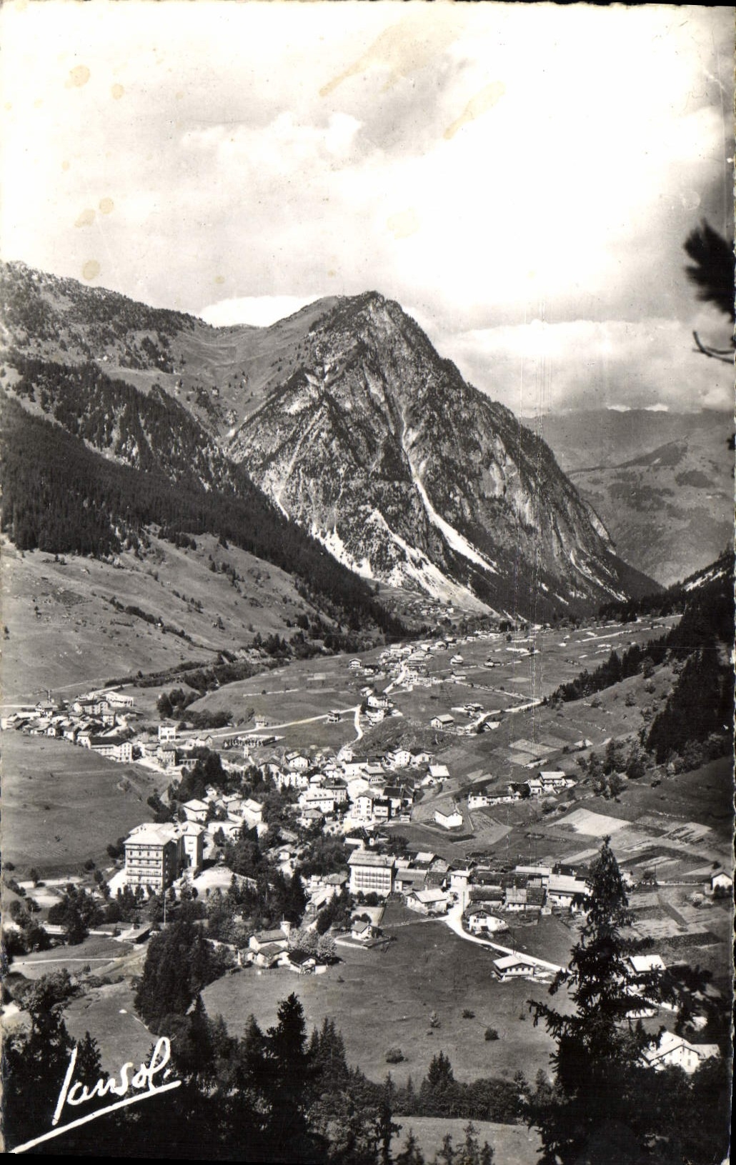 CPA Pralognan la Vanoise Savoie vue generale et Pointe de Villeneuve