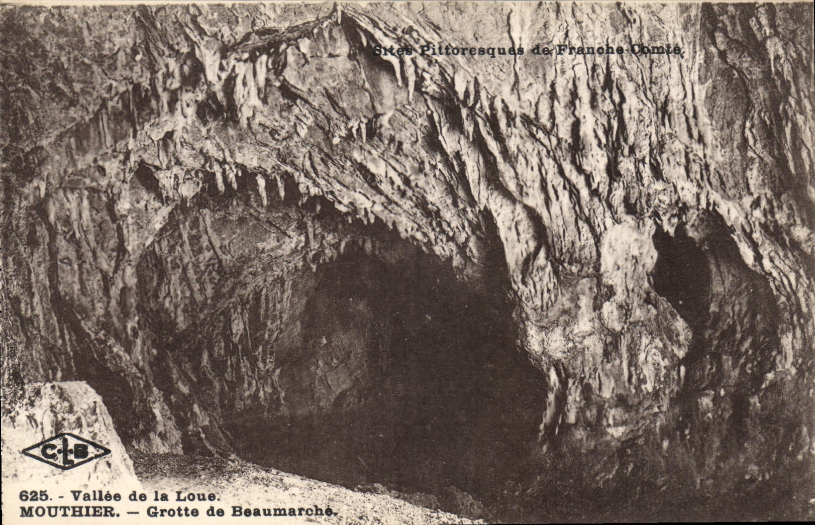 CPA Sites Pittoresque de Franche Comte Vallee de la Loue Mouthier Grotte de Beaumarche 
