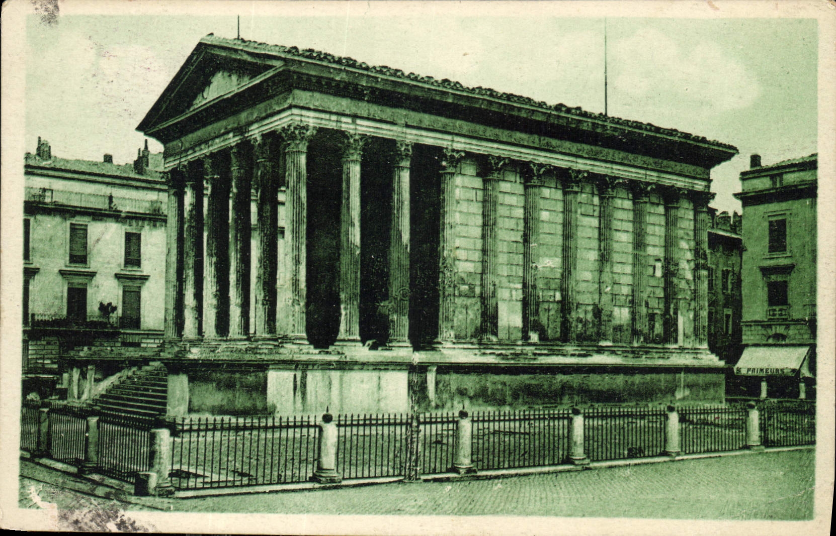 CPA Nimes La Maison Carree 