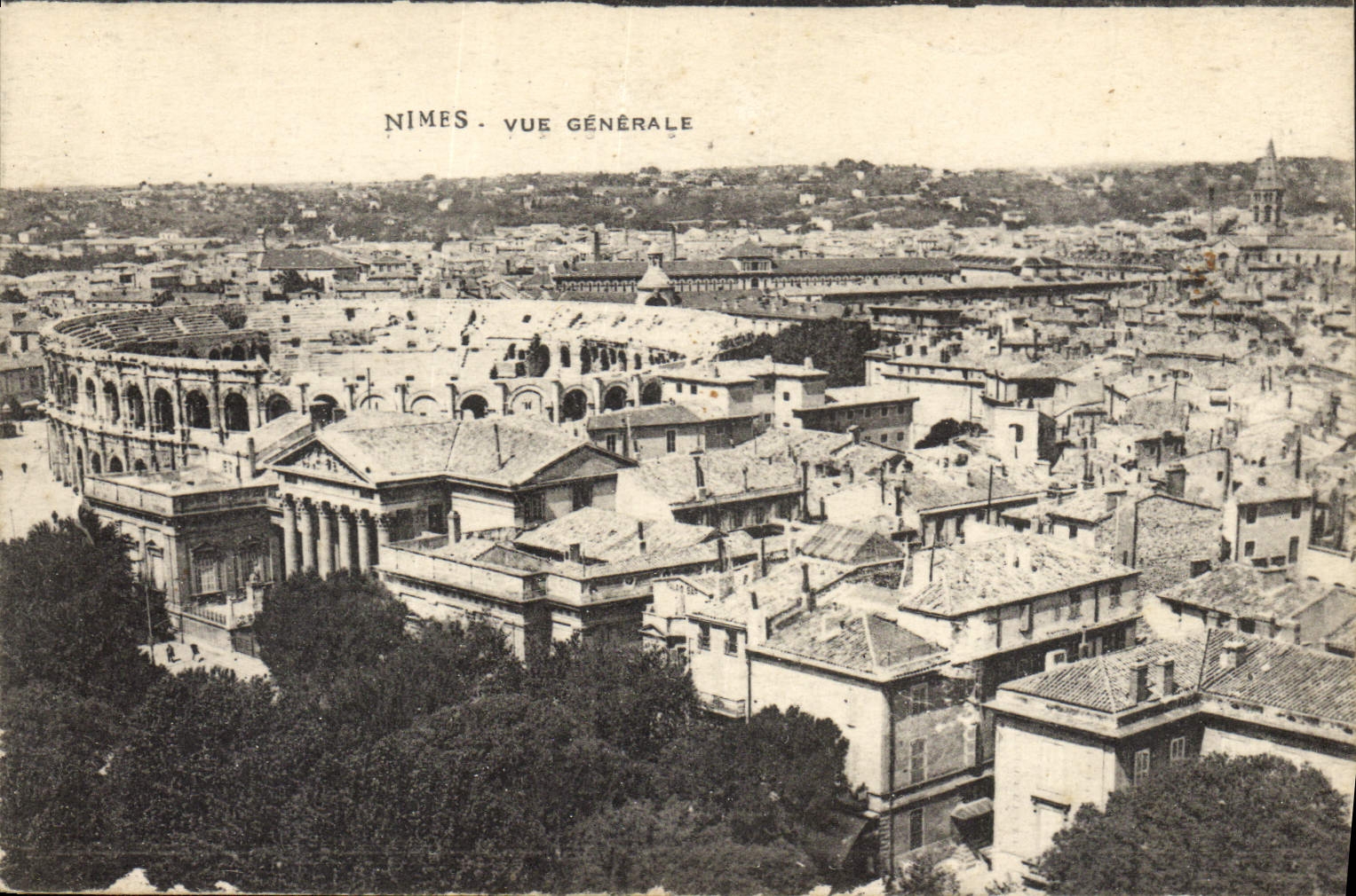 CPA Nimes Vue generale 