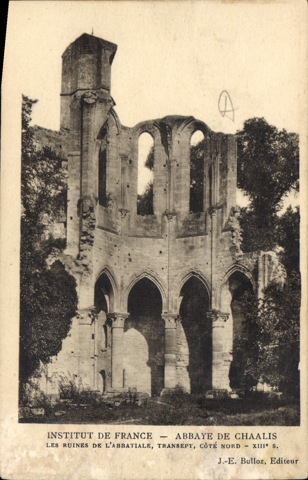 CPA Institut de France Abbaye de Chaalis les Ruines de l'Abbatiale transept cote nord