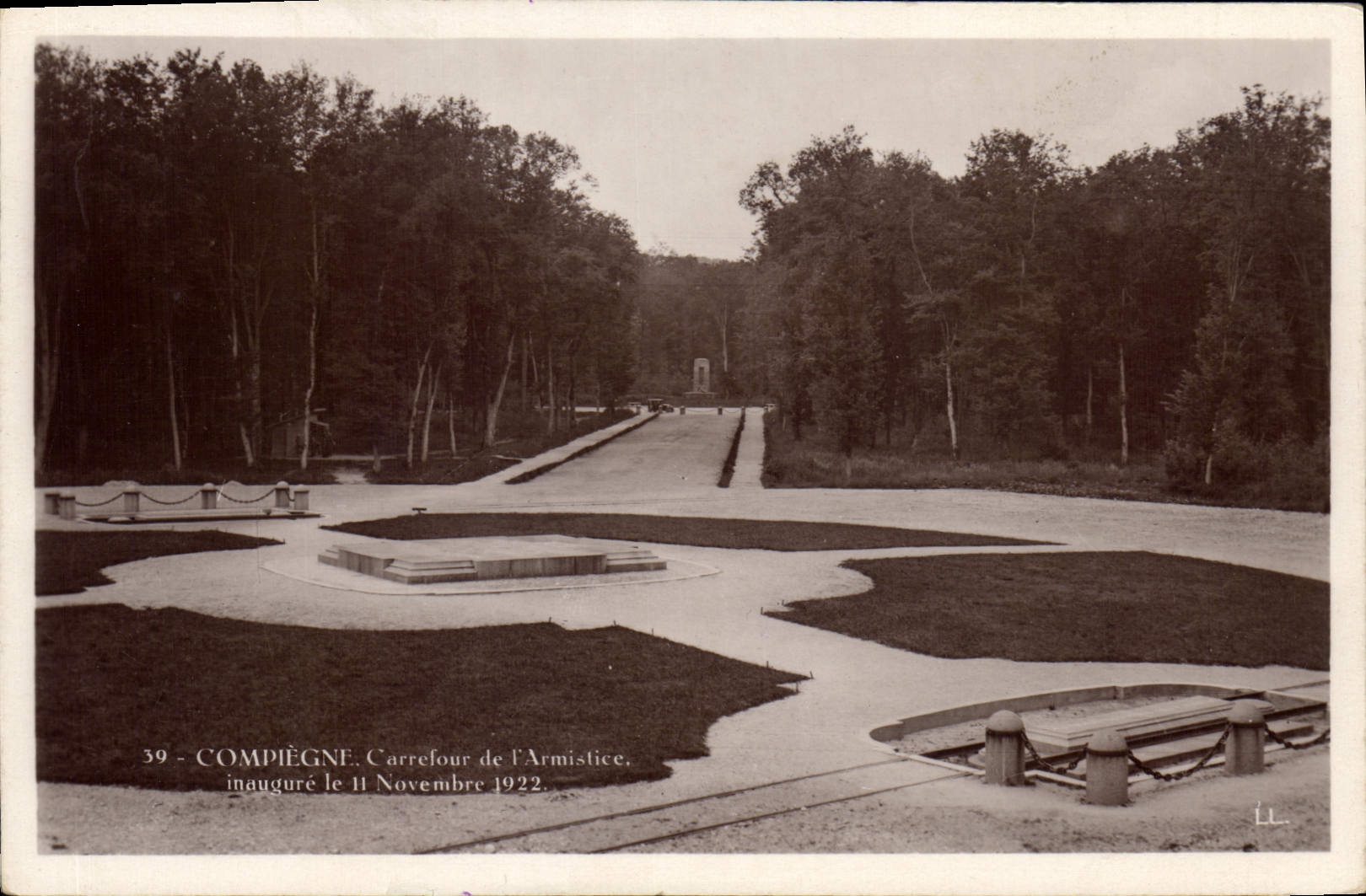 CPA Compiegne Carrefour de l'Armistice inaugure le 11 Novembre 1922