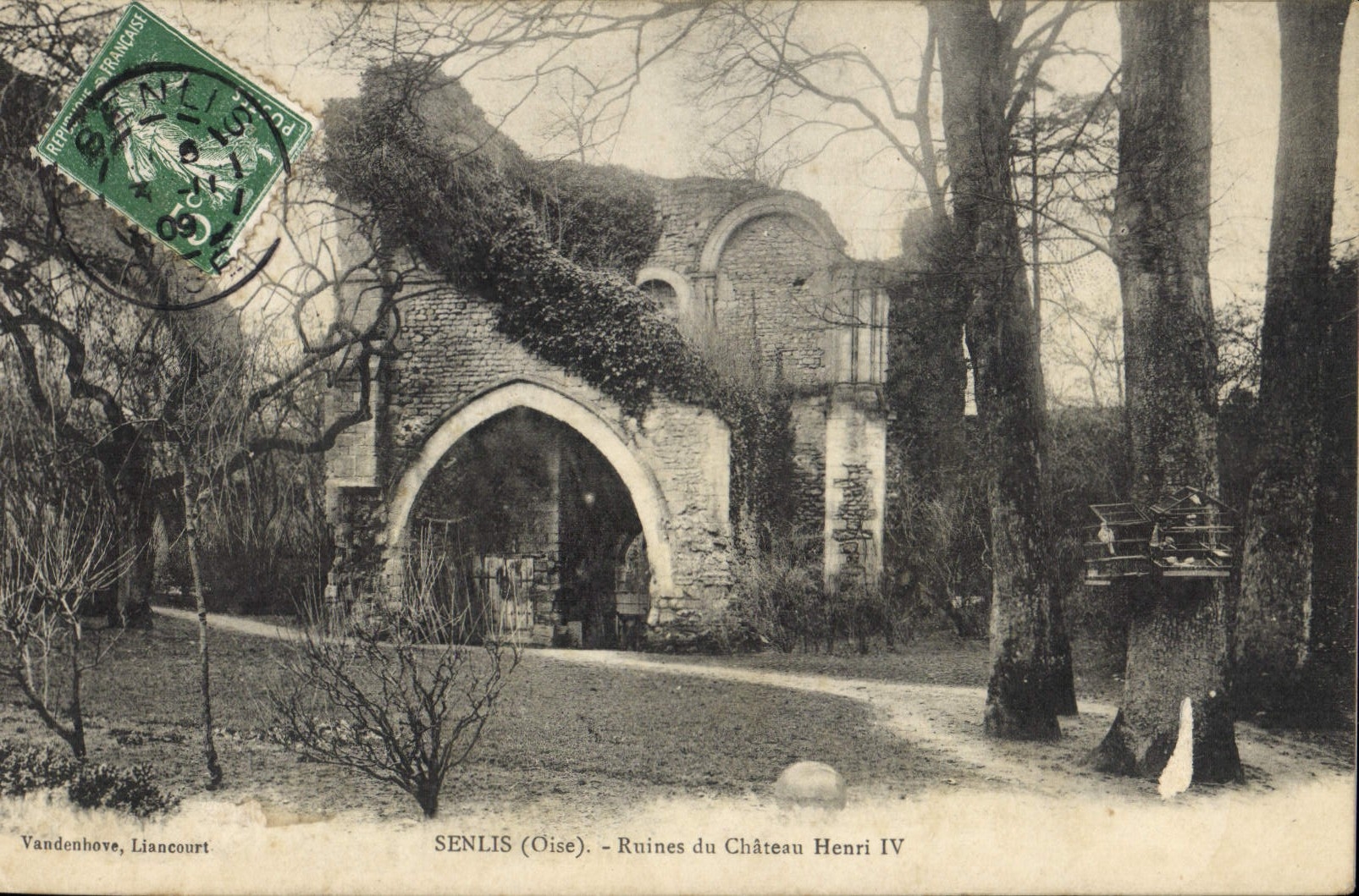 CPA Senlis Oise Ruines du Chateau Henri IV 