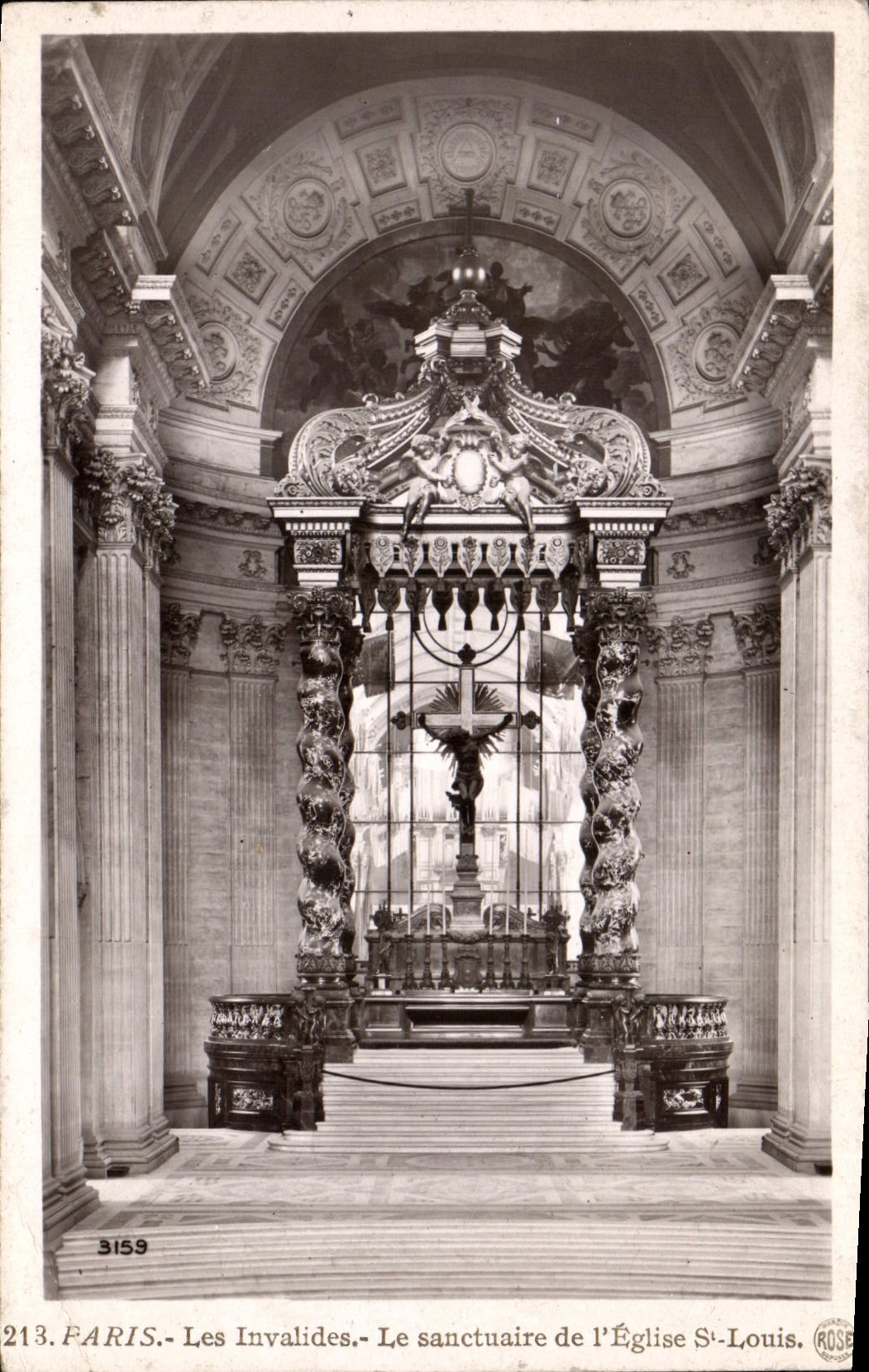 CPA Paris les Invalides le Sanctuaire de l'Eglise St Louis 